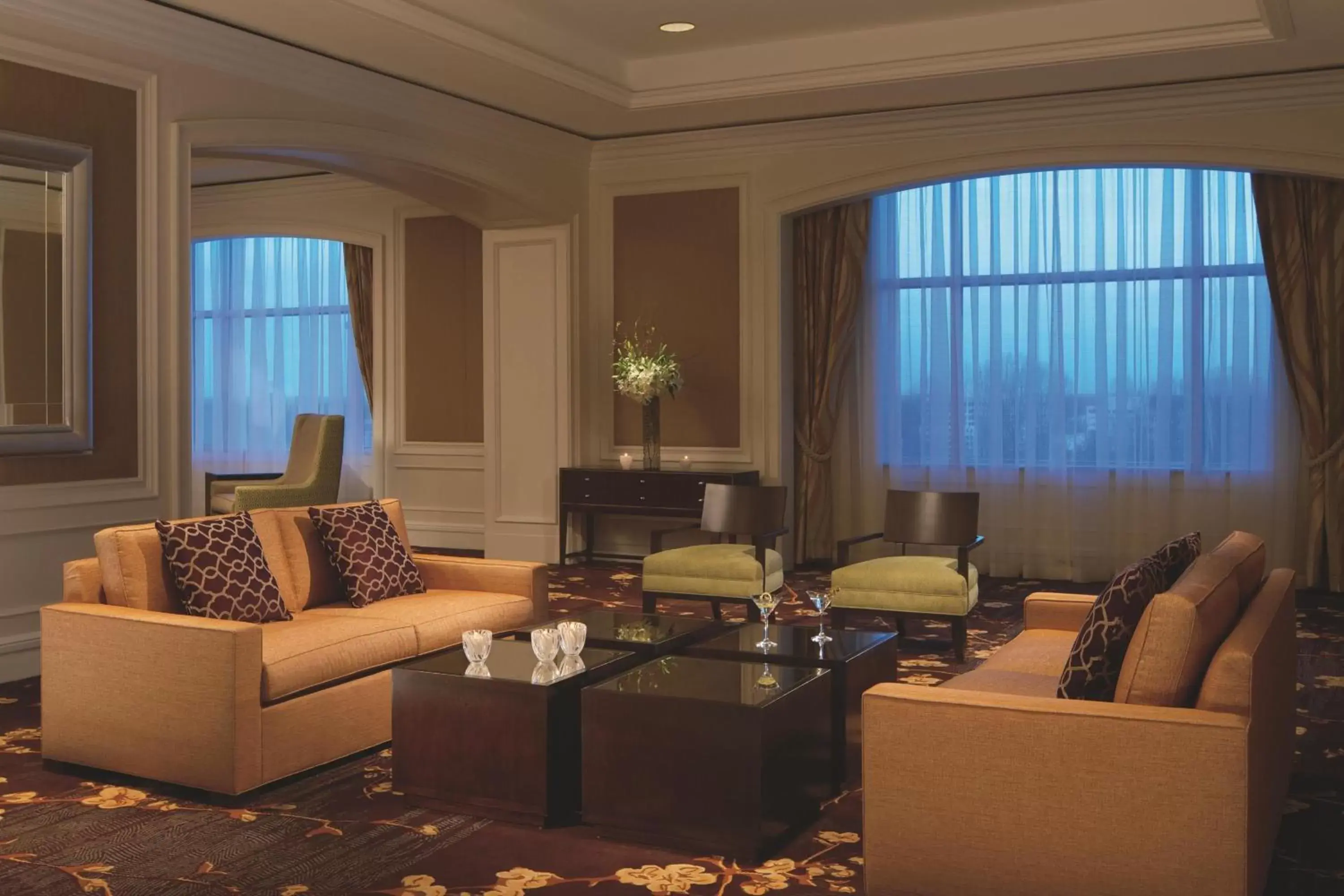 Lounge or bar, Seating Area in The Ritz-Carlton, Tysons Corner