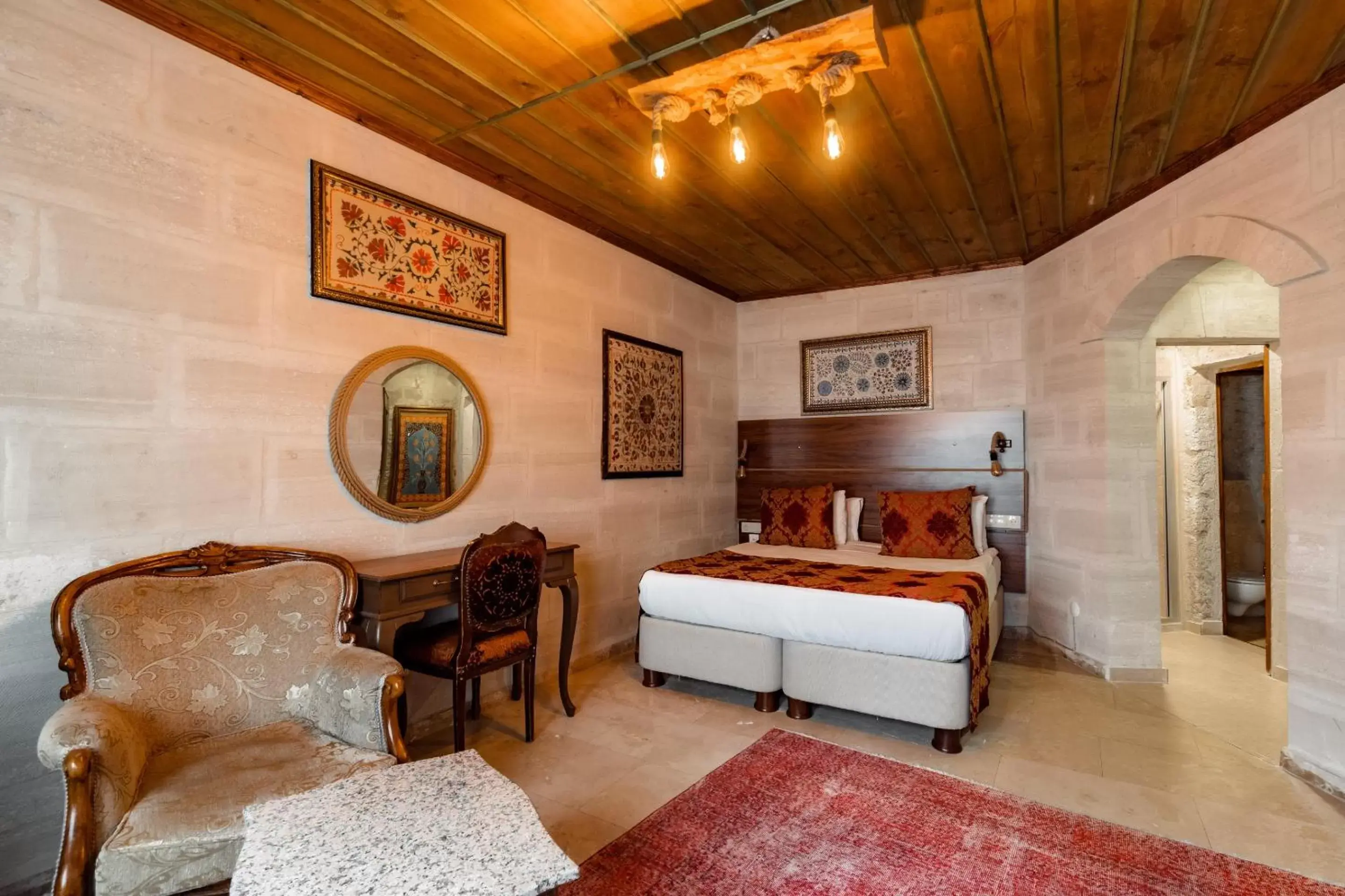 Double Stone Room in Amber Cave Suites Double Stone Room in Amber Cave Suites