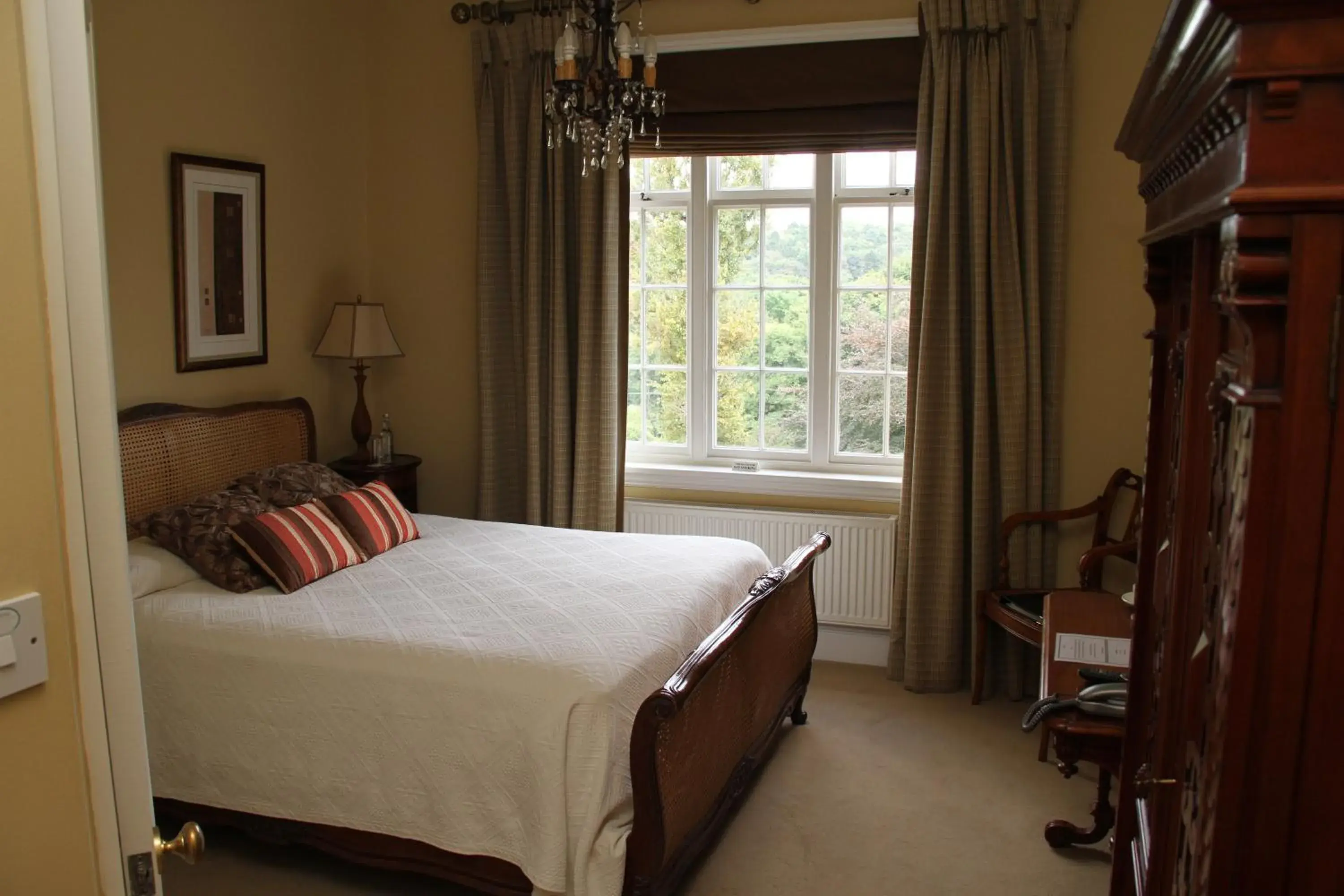 Bedroom, Bed in Dunsley Hall Hotel