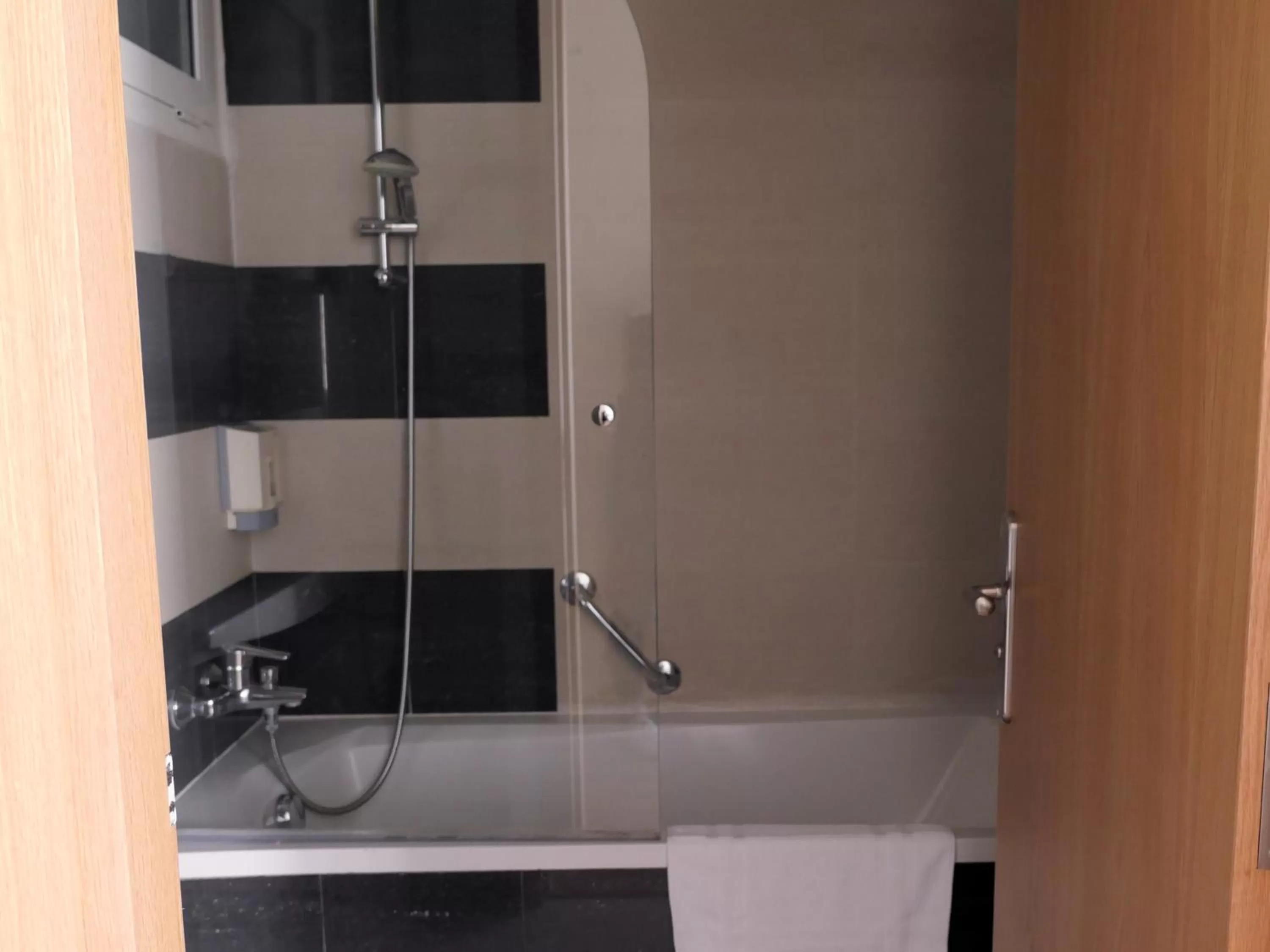 Bathroom in Le Pietri Urban Hotel