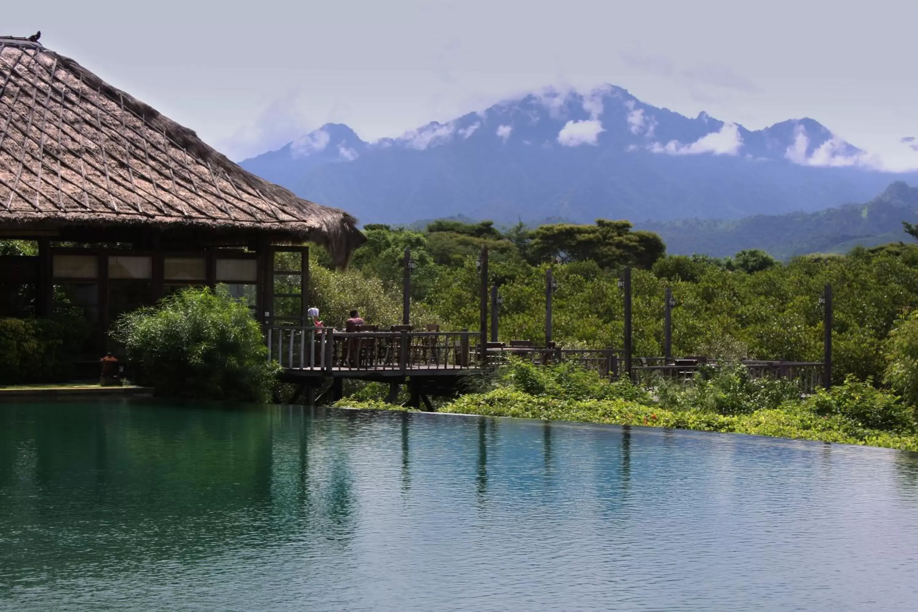 Restaurant/places to eat in Naya Gawana Resort & Spa Restaurant/places to eat in Naya Gawana Resort & Spa