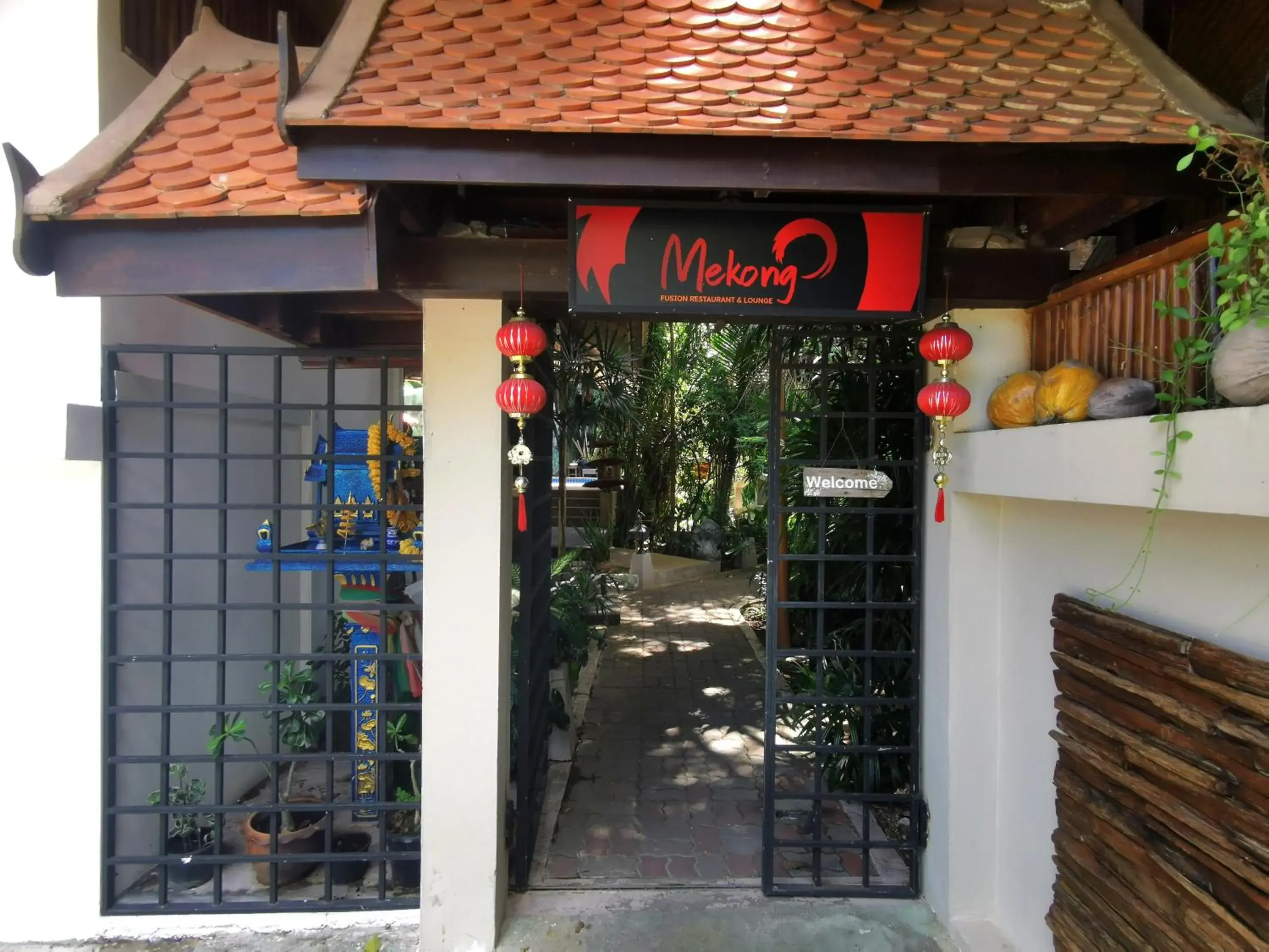 Facade/entrance in Baan Sukreep Resort