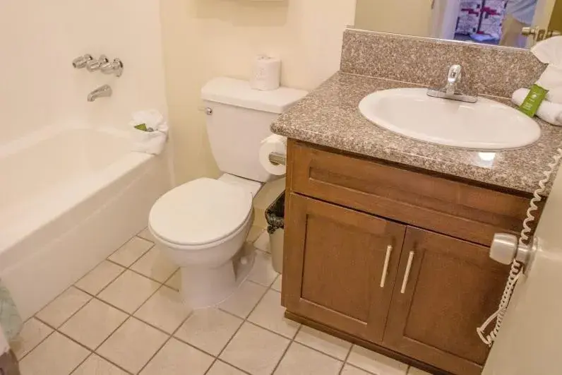 Toilet, Bathroom in California Suites Hotel