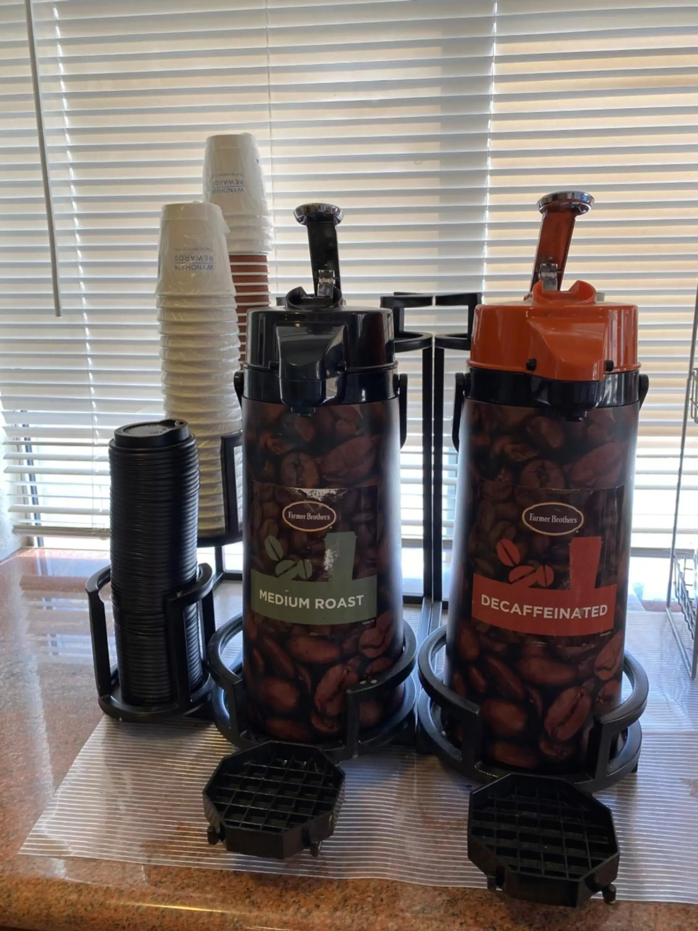Coffee/tea facilities in Super 8 by Wyndham Goodyear/Phoenix Area