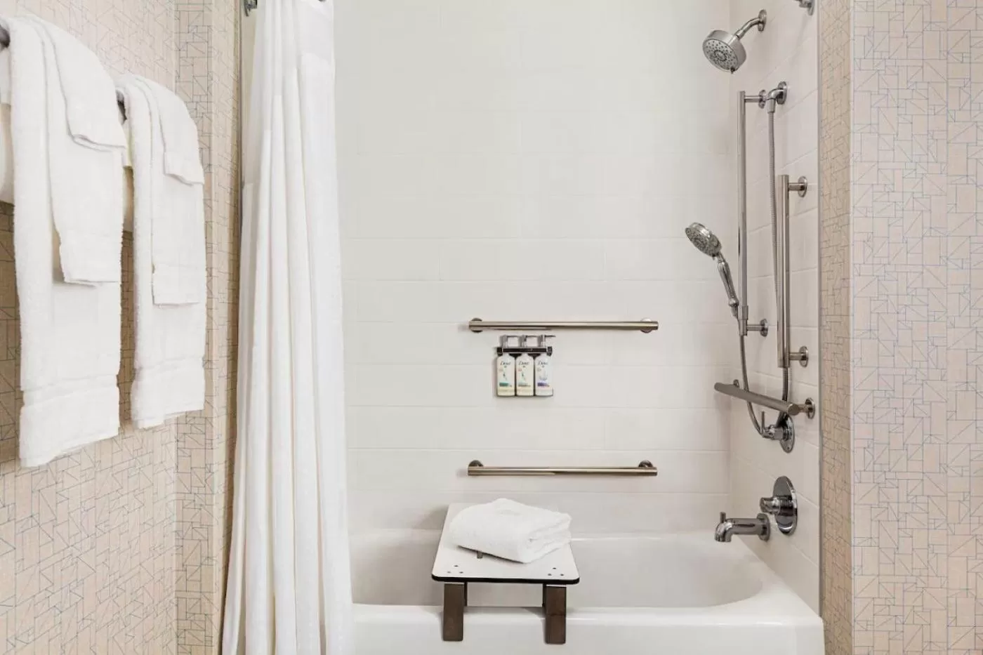 Bathroom in Holiday Inn Express & Suites Austin North - Pflugerville by IHG