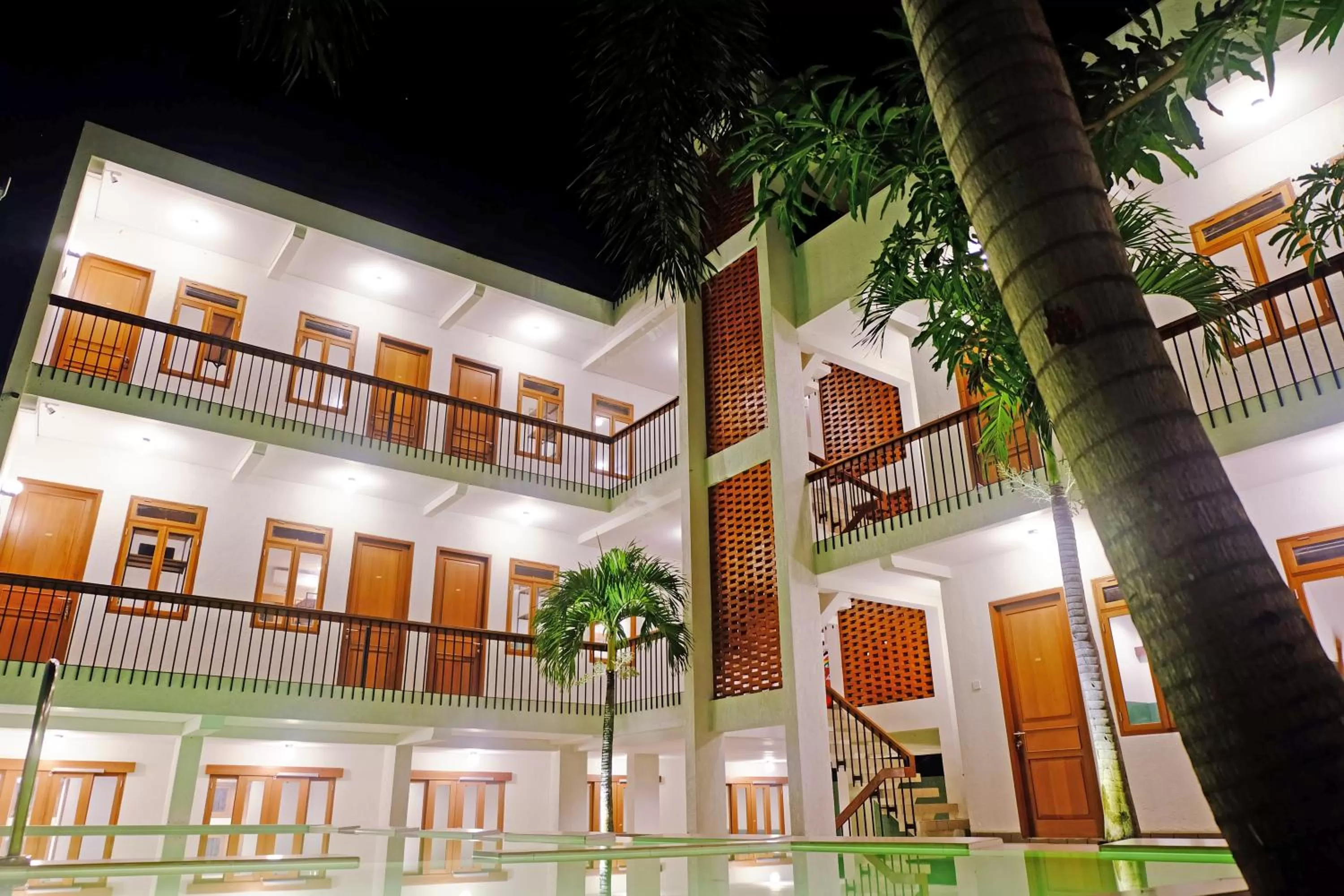 Facade/entrance in Liberta Malioboro South