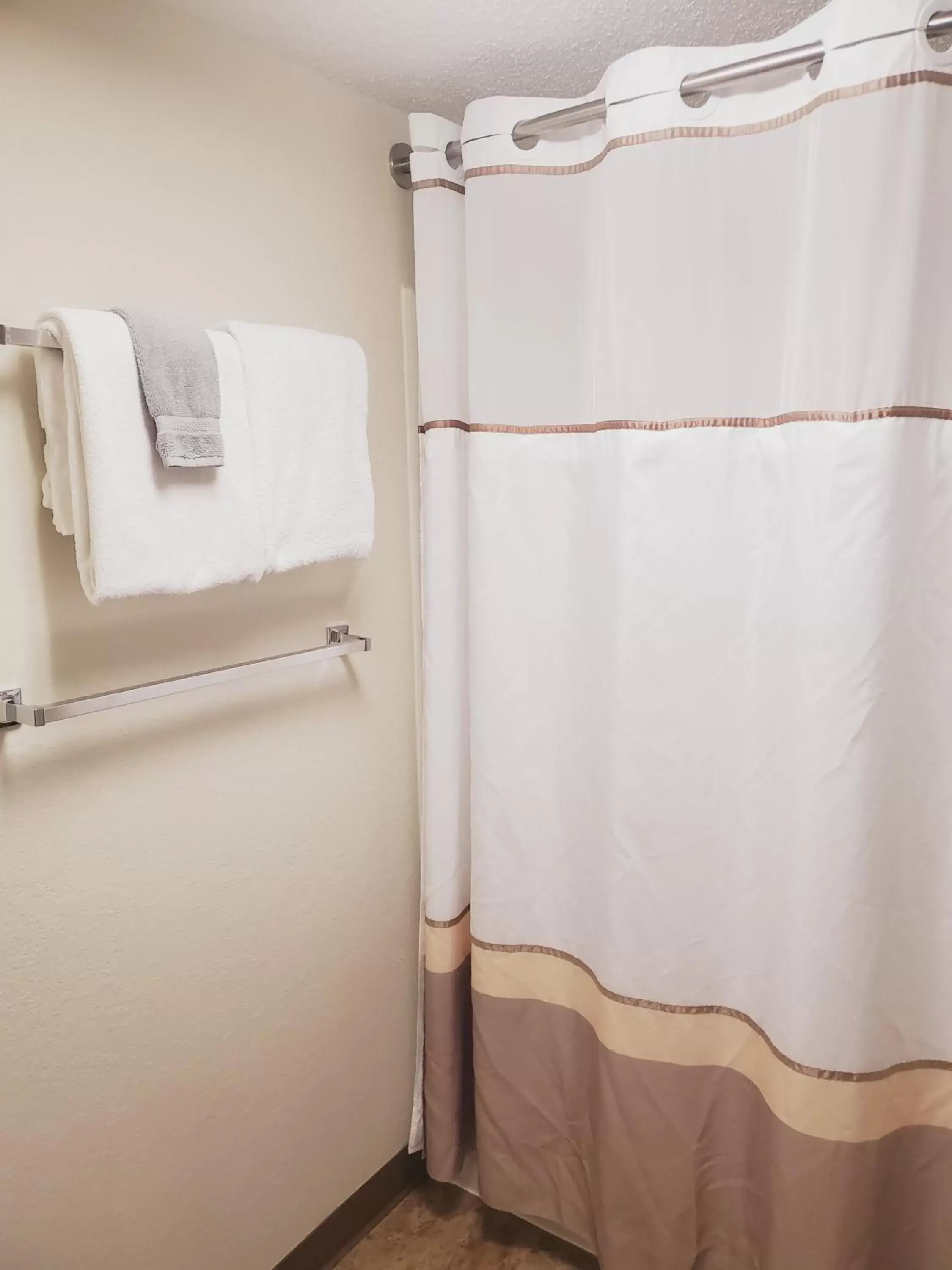 Executive King Room - Non-Smoking in Blackstone Lodge and Suites Executive King Room - Non-Smoking in Blackstone Lodge and Suites