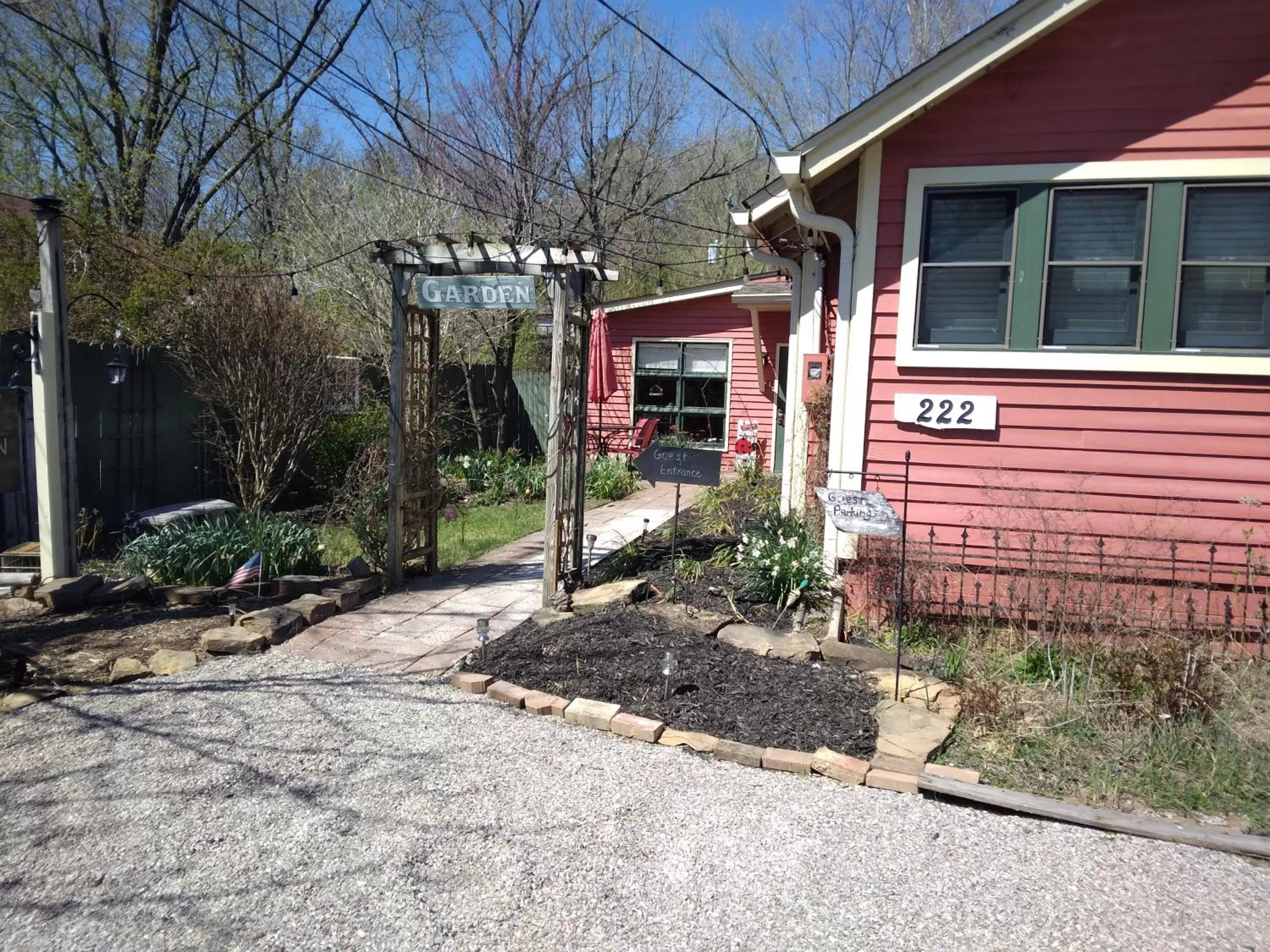 Property Building in Betty Lous Garden
