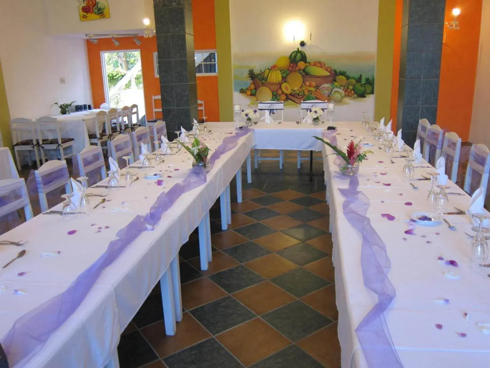 Banquet/Function facilities, Restaurant/Places to Eat in Match Resort