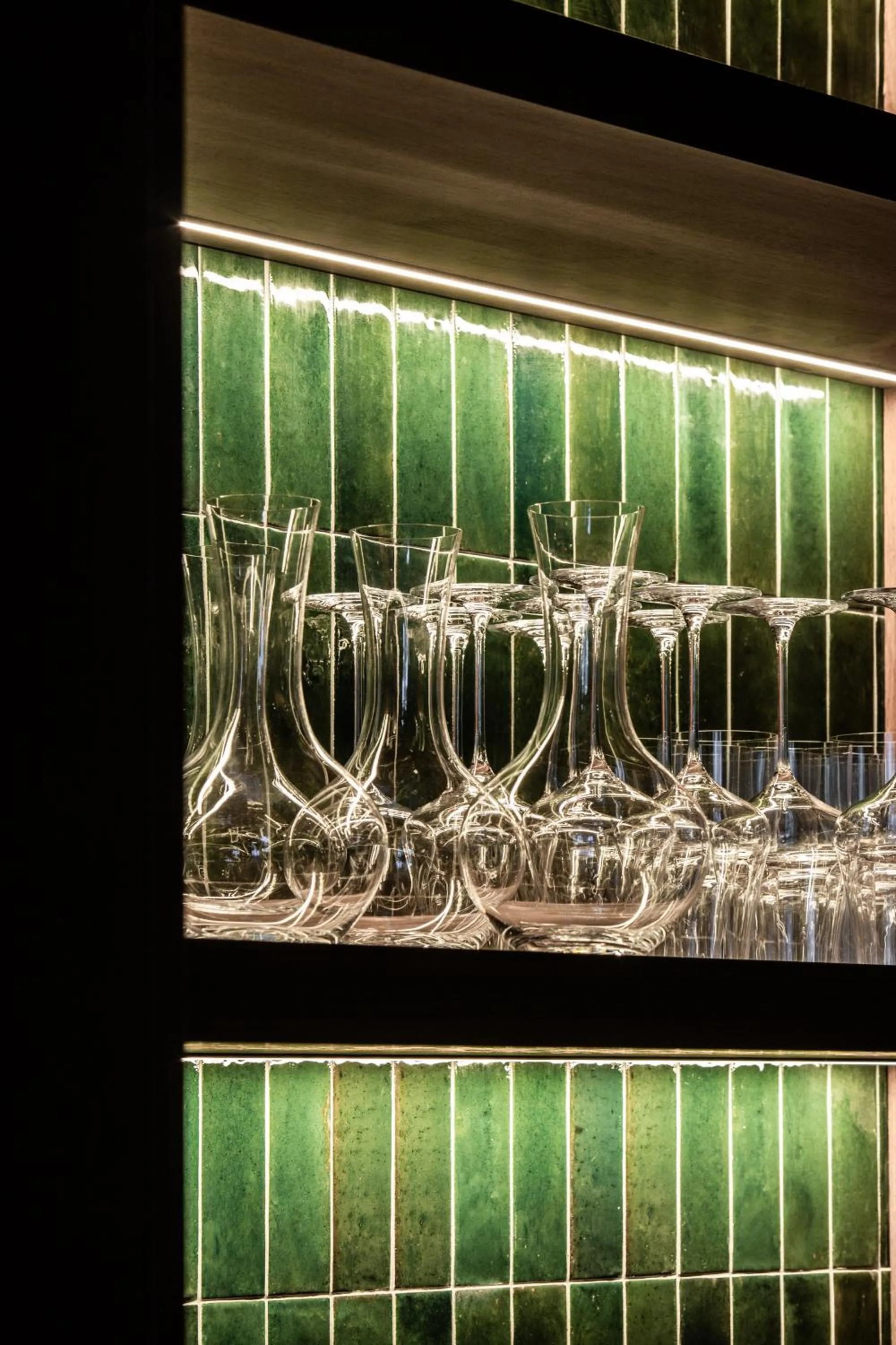 Restaurant/places to eat, Pool View in ibis Styles Paris Gare du Nord TGV