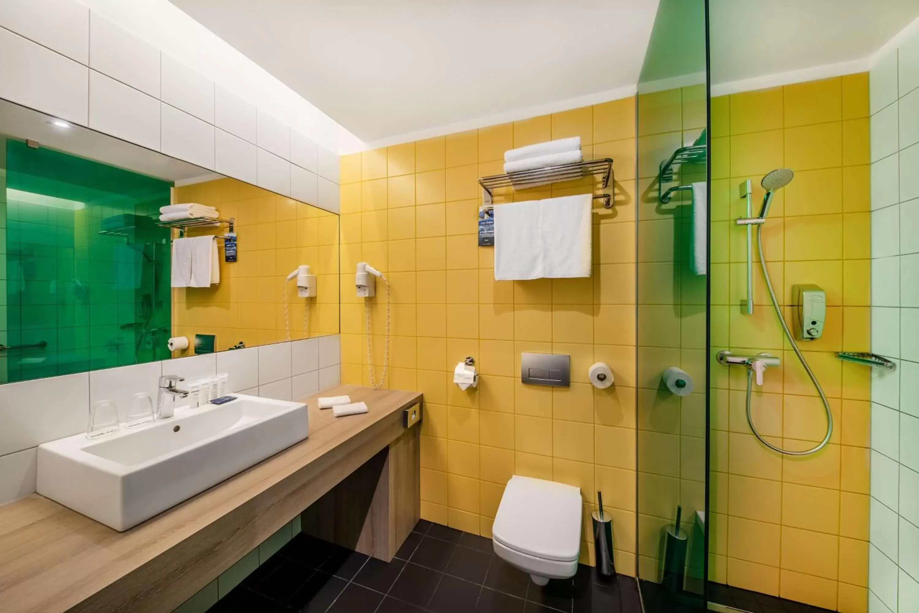 Bathroom in Park Inn By Radisson Budapest