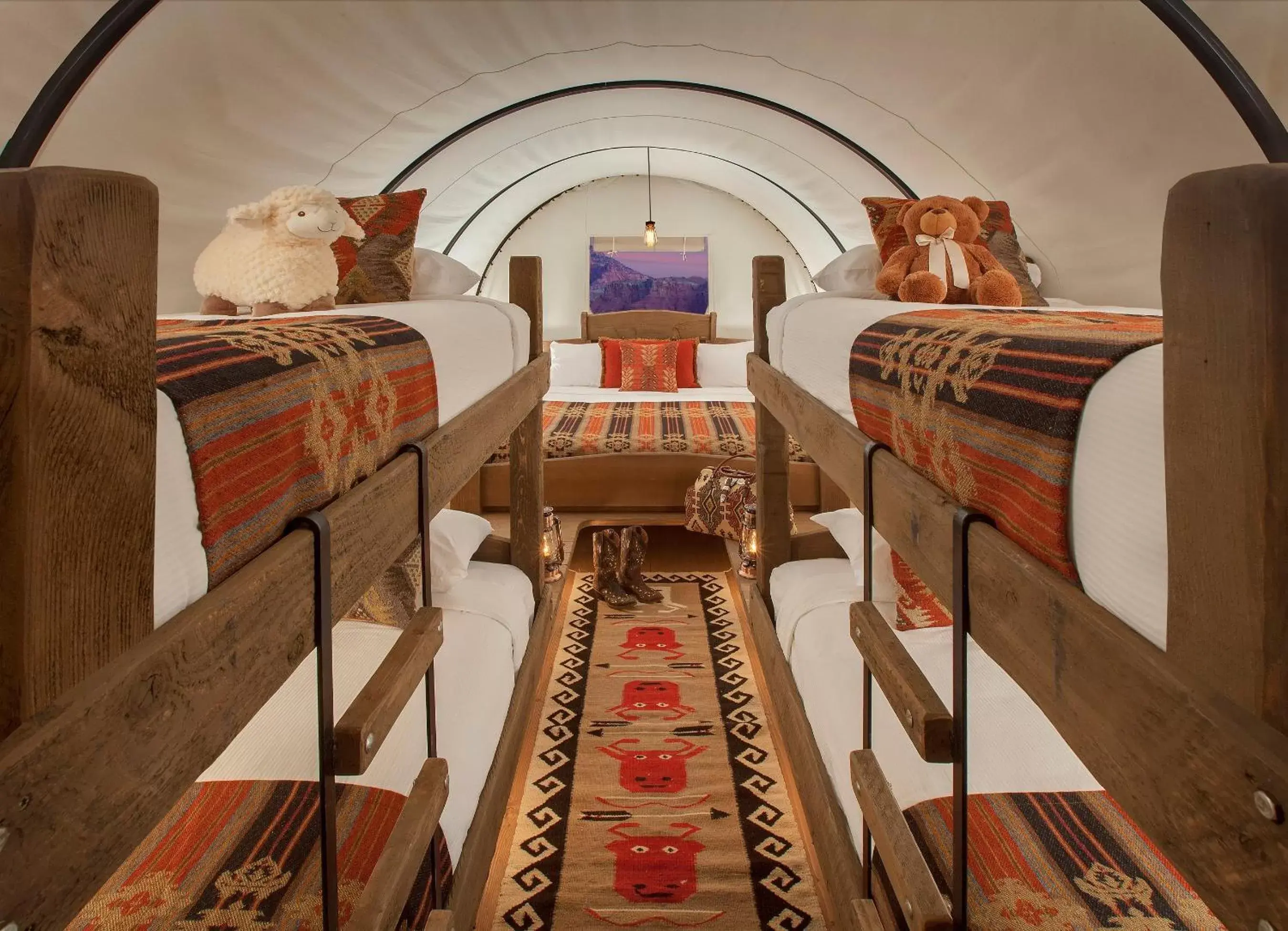 Property building, Bunk Bed in Capitol Reef Resort