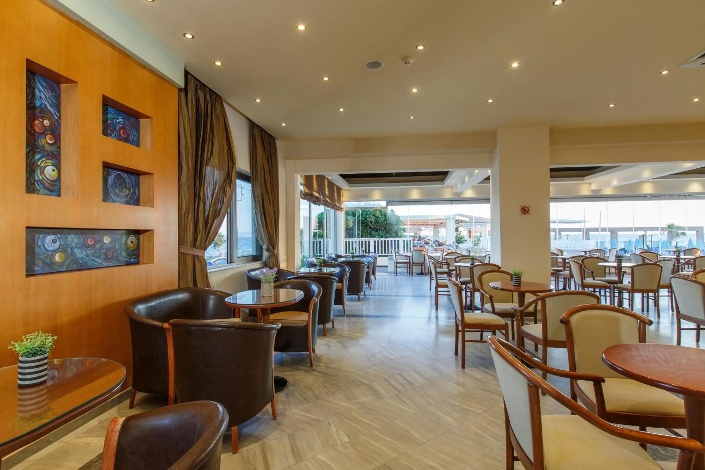 Property building, Restaurant/Places to Eat in Europa Beach Hotel