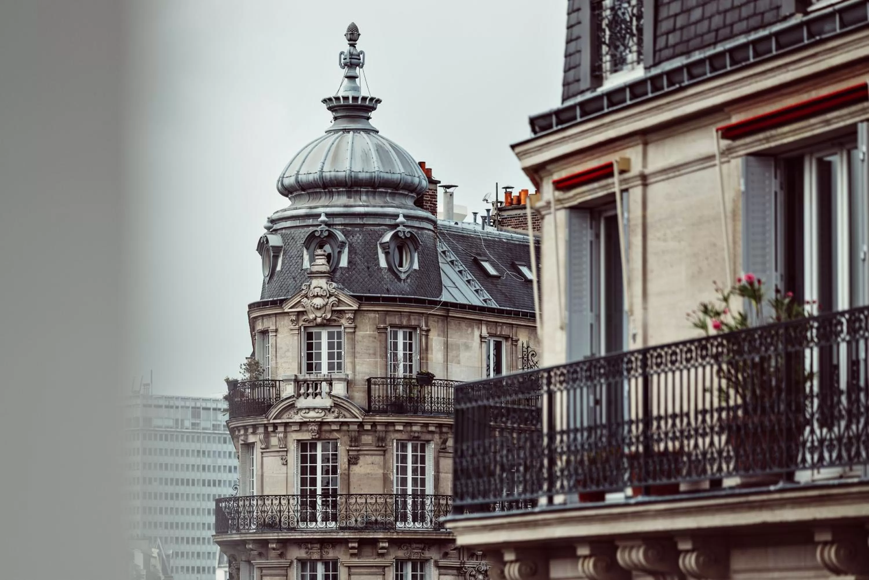 City view in Hotel des Académies et des Arts