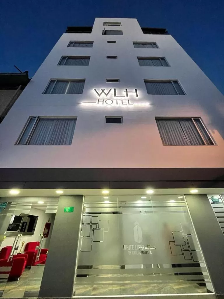 Facade/entrance, Property Building in Hotel WLH Bogota - White Lighthouse