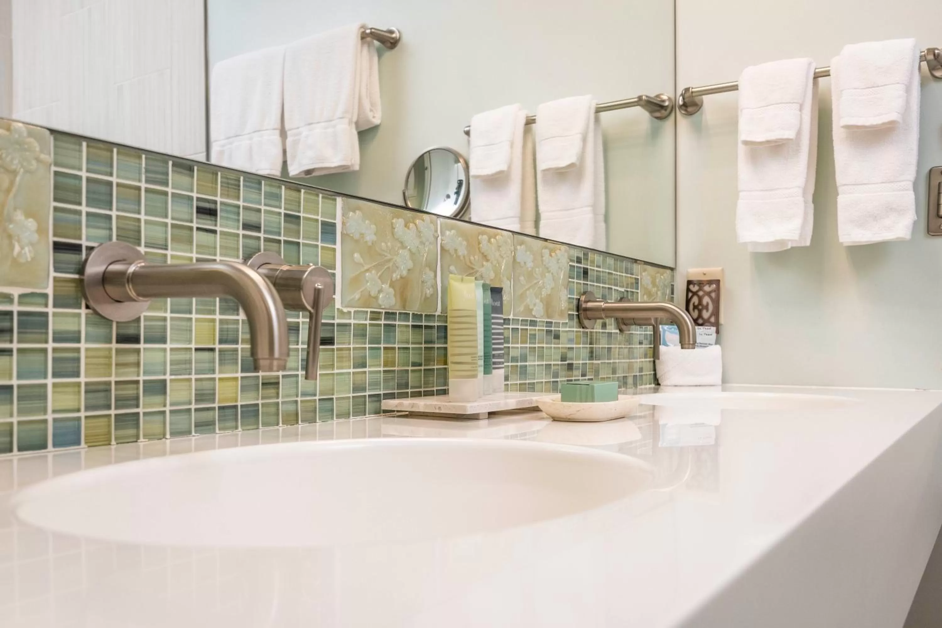 Bathroom in Hotel Broad Ripple