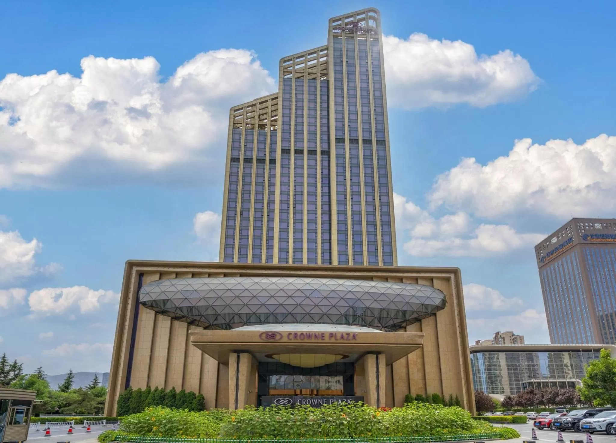 Property building in Crowne Plaza Hotel Lanzhou by IHG