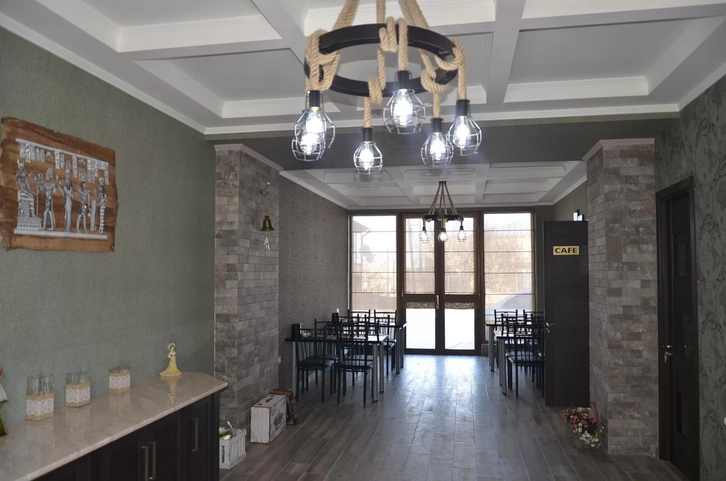 Restaurant/places to eat in Hotel New Telavi