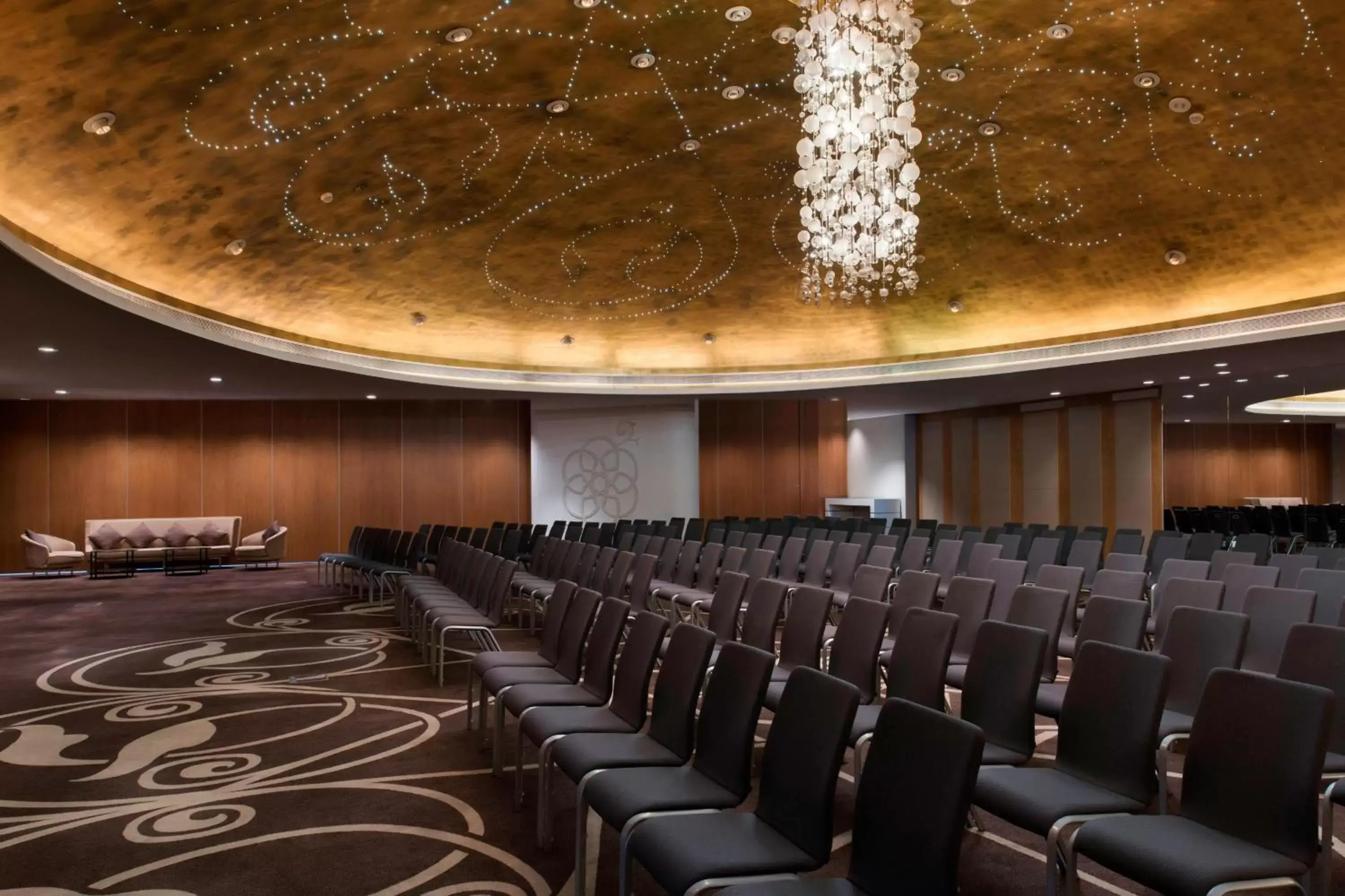 Meeting/conference room in W Doha