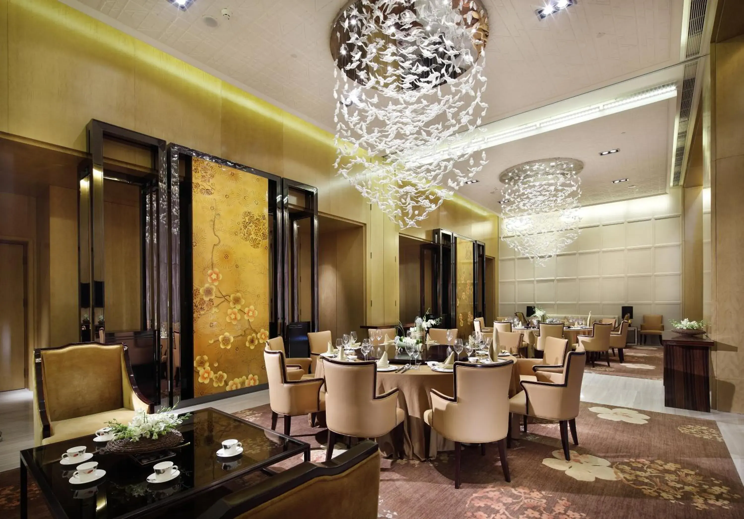 Restaurant/Places to Eat in Crowne Plaza Chengdu West, an IHG Hotel