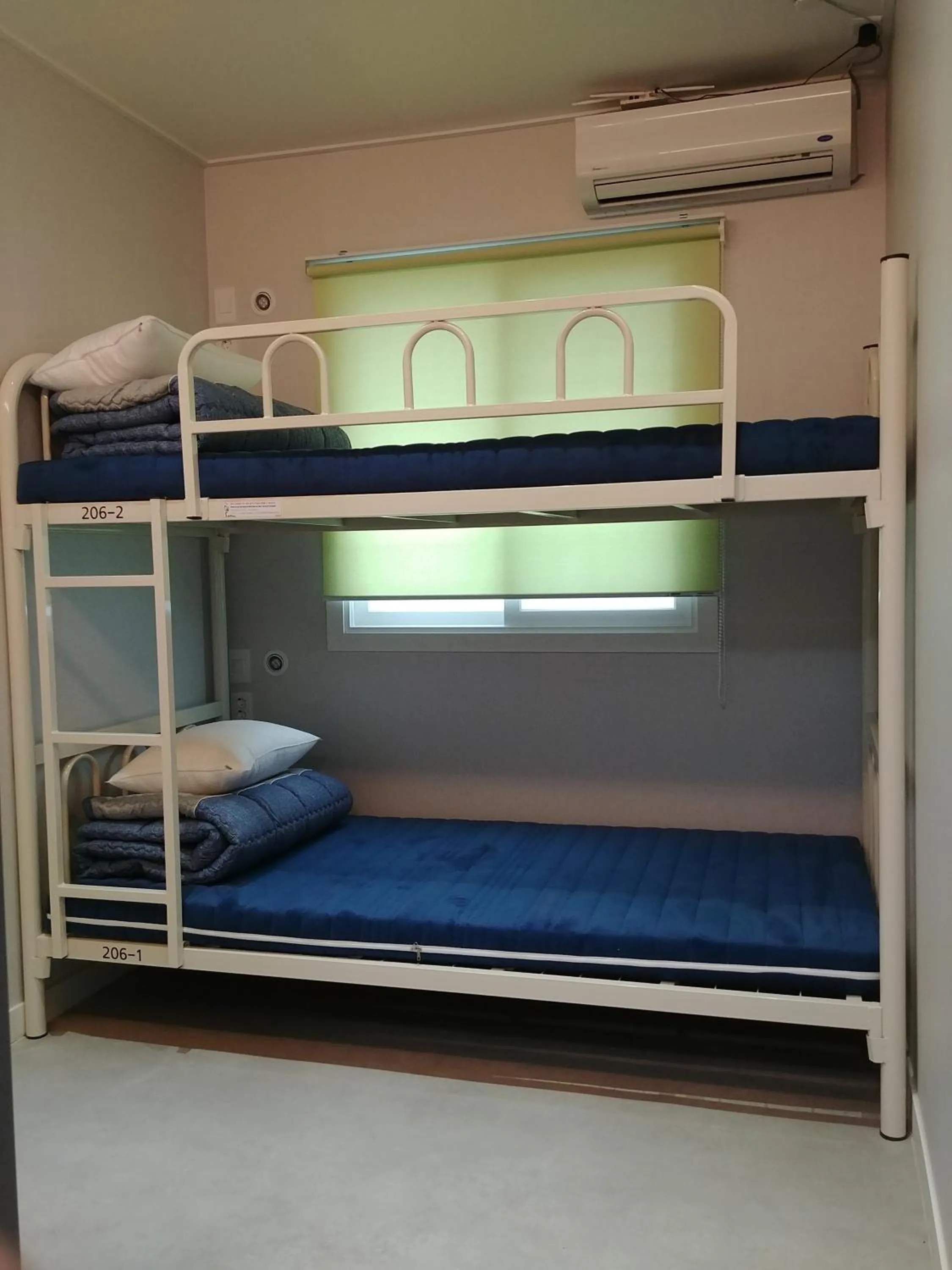 bunk bed, Bed in Bomgoro Guesthouse
