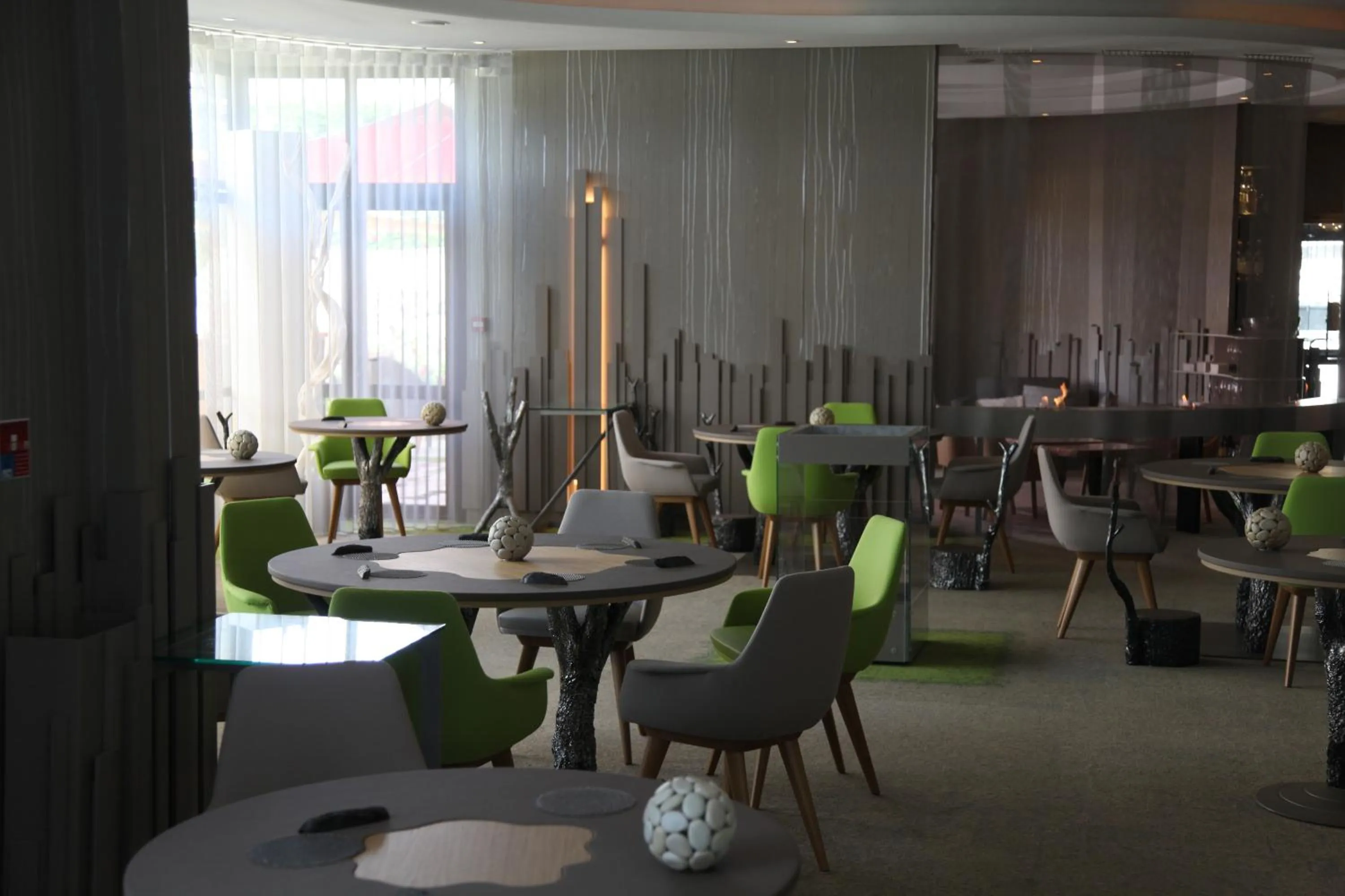 Restaurant/places to eat in Hôtel Le Parc - La Table de Franck Putelat