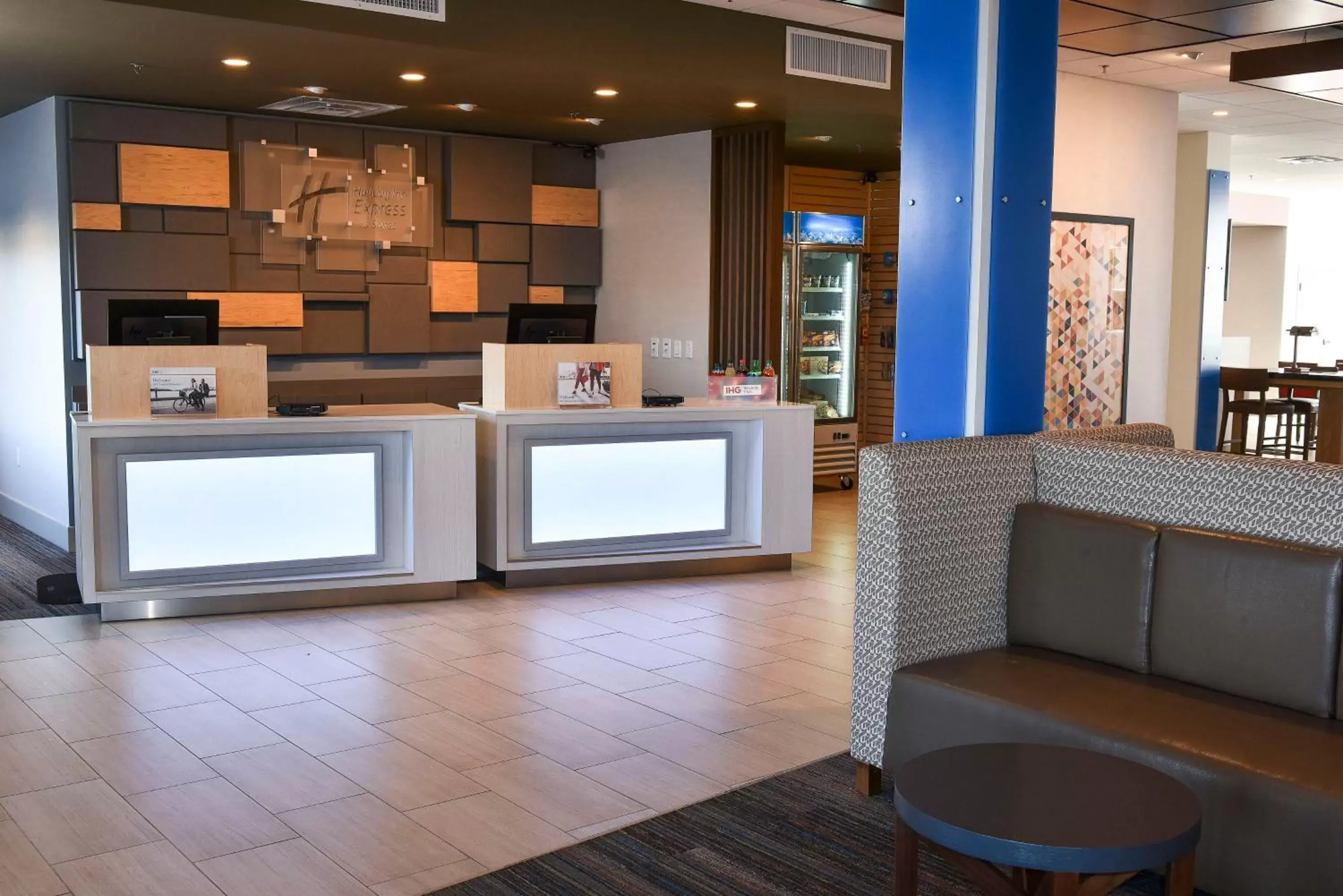 Lobby or reception, Lobby/Reception in Holiday Inn Express & Suites - Madisonville, an IHG Hotel