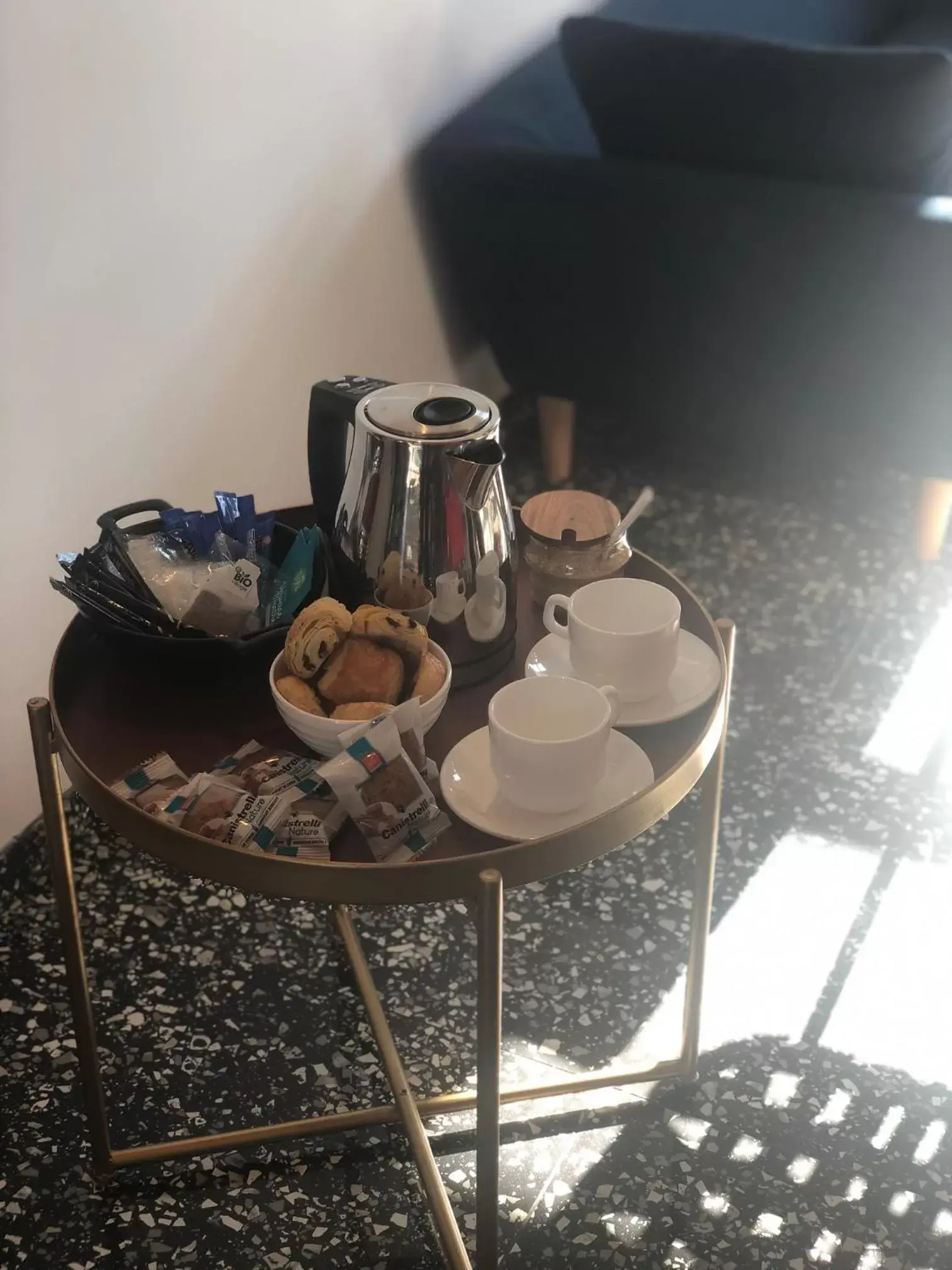 Coffee/tea facilities in ibis Styles Ajaccio Napoleon