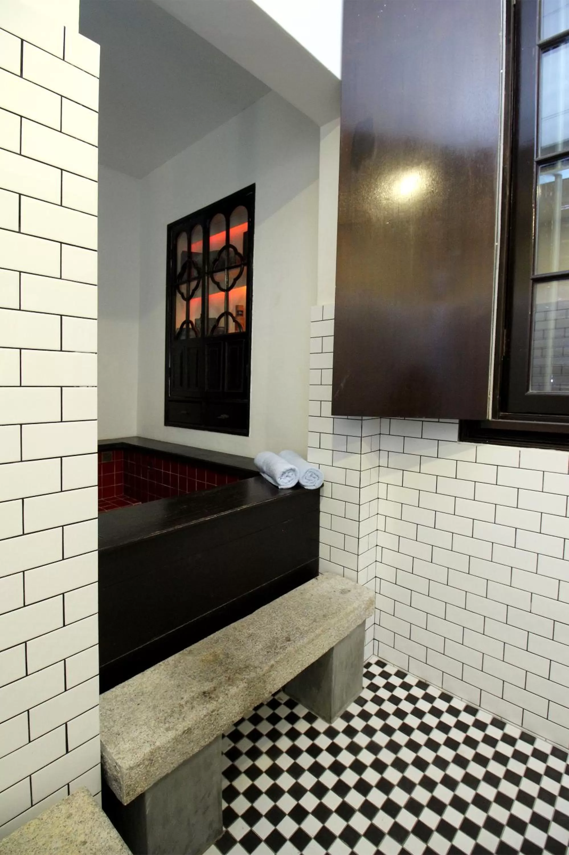 Massage, Bed in Cheong Fatt Tze - The Blue Mansion