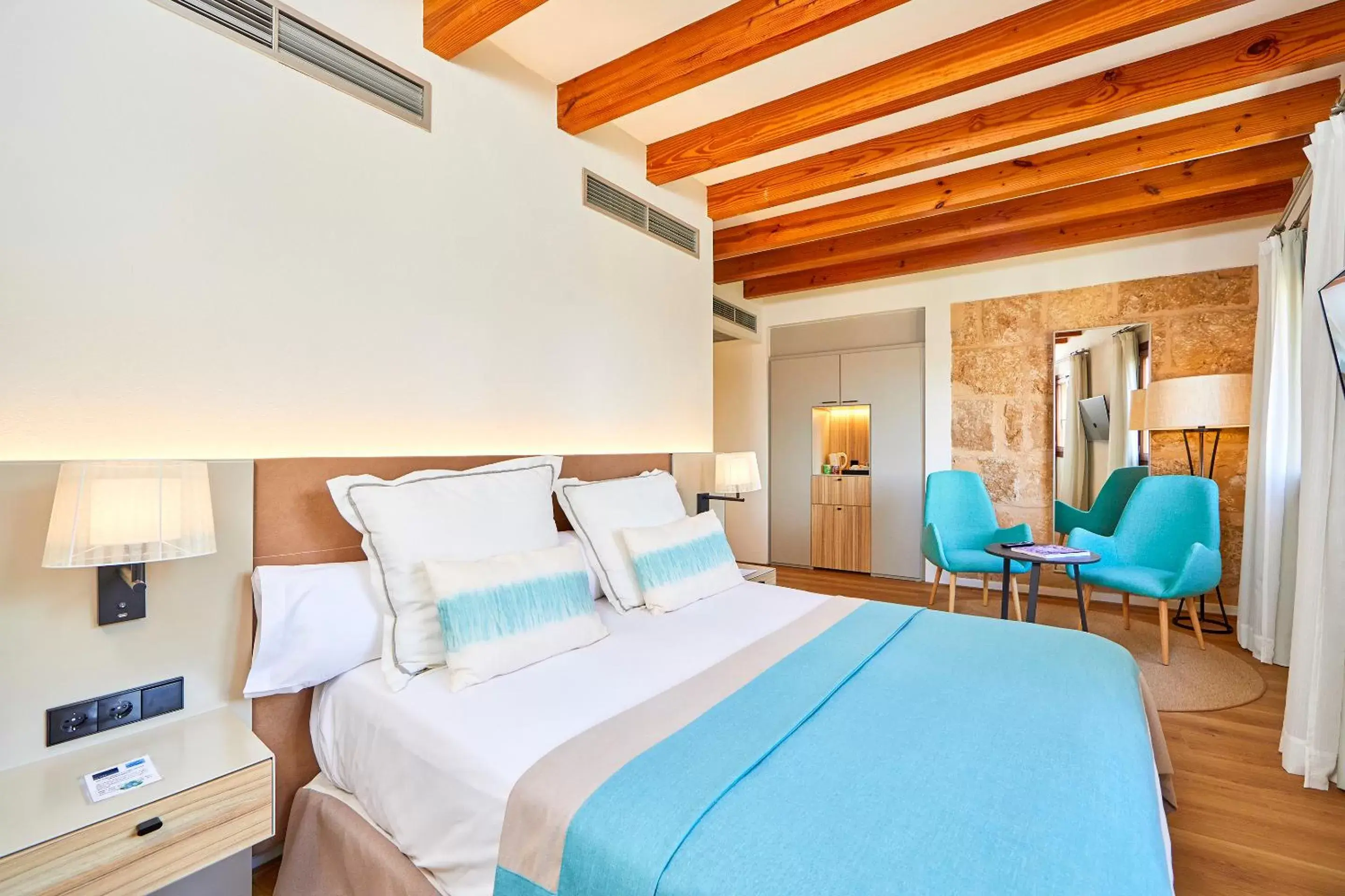 Bed in Santa Clara Urban Hotel & Spa