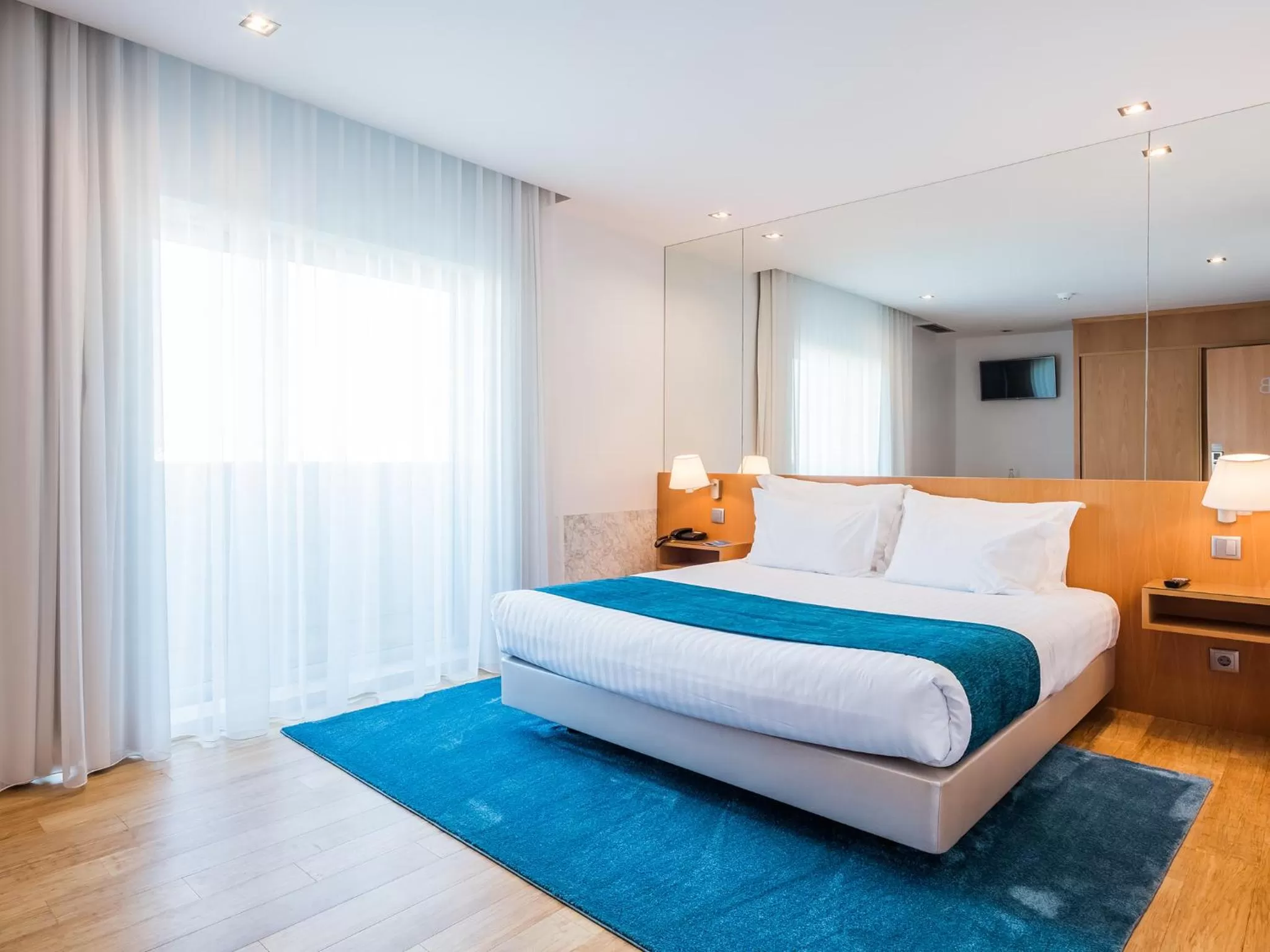 Bed in OPOHOTEL Porto Aeroporto