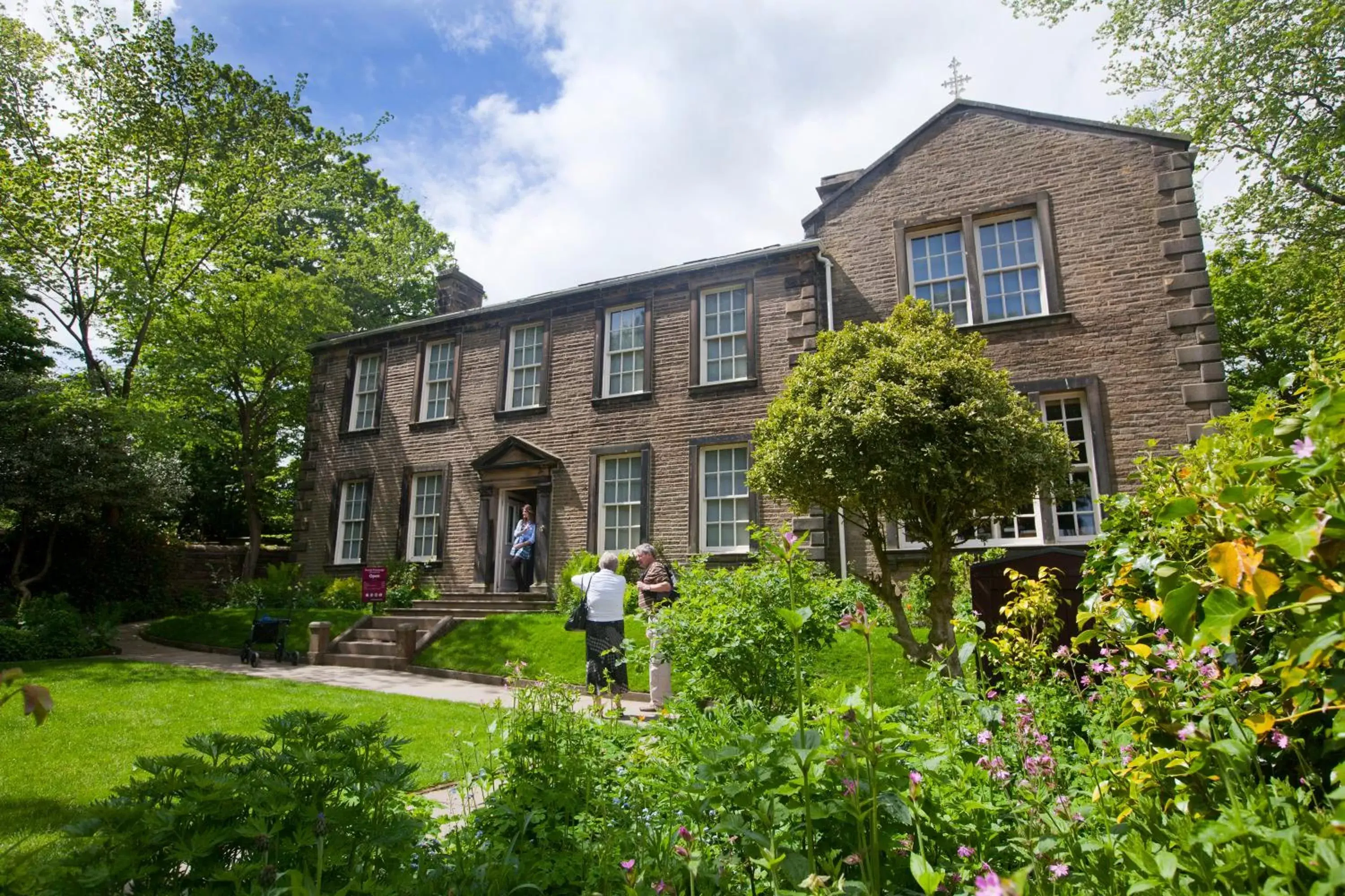 Property Building in The Old Registry, Bar & rooms