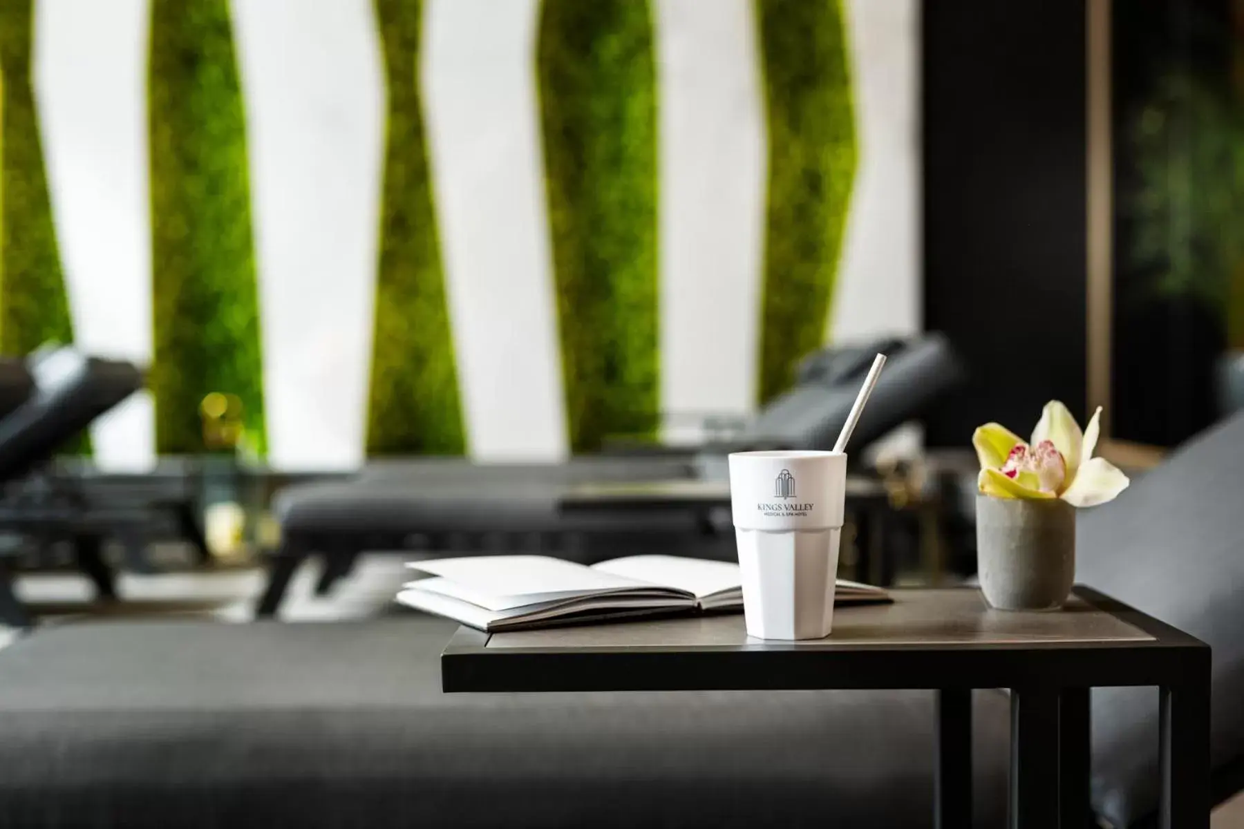 sunbed in Kings' Valley Medical & Spa Hotel sunbed in Kings' Valley Medical & Spa Hotel