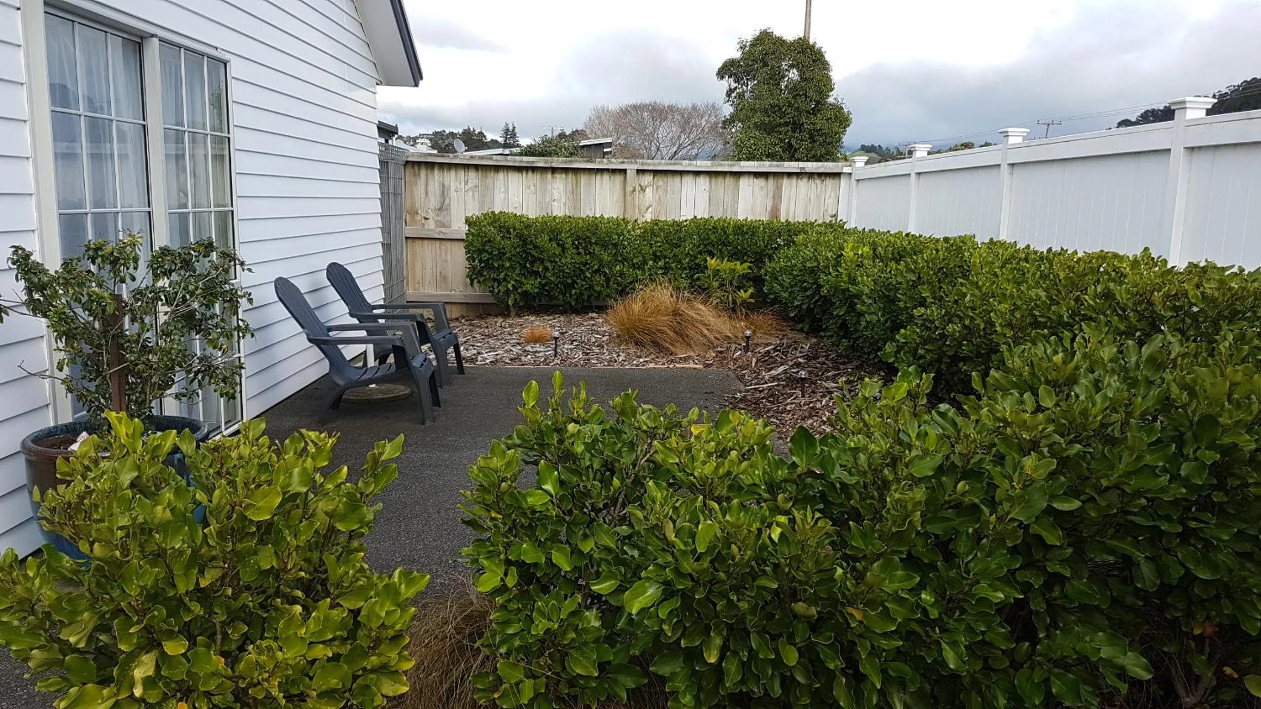 Garden in Blake Court Motel
