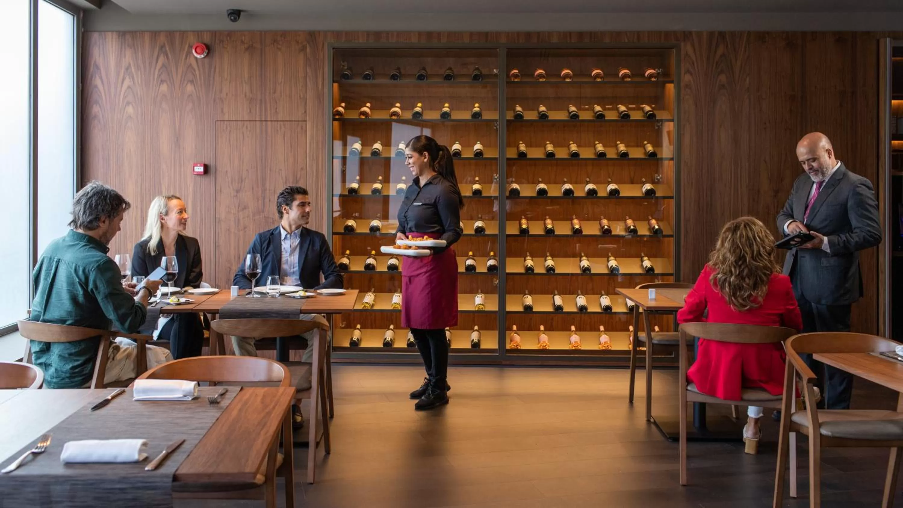 Restaurant/places to eat in BAH Barcelona Airport Hotel