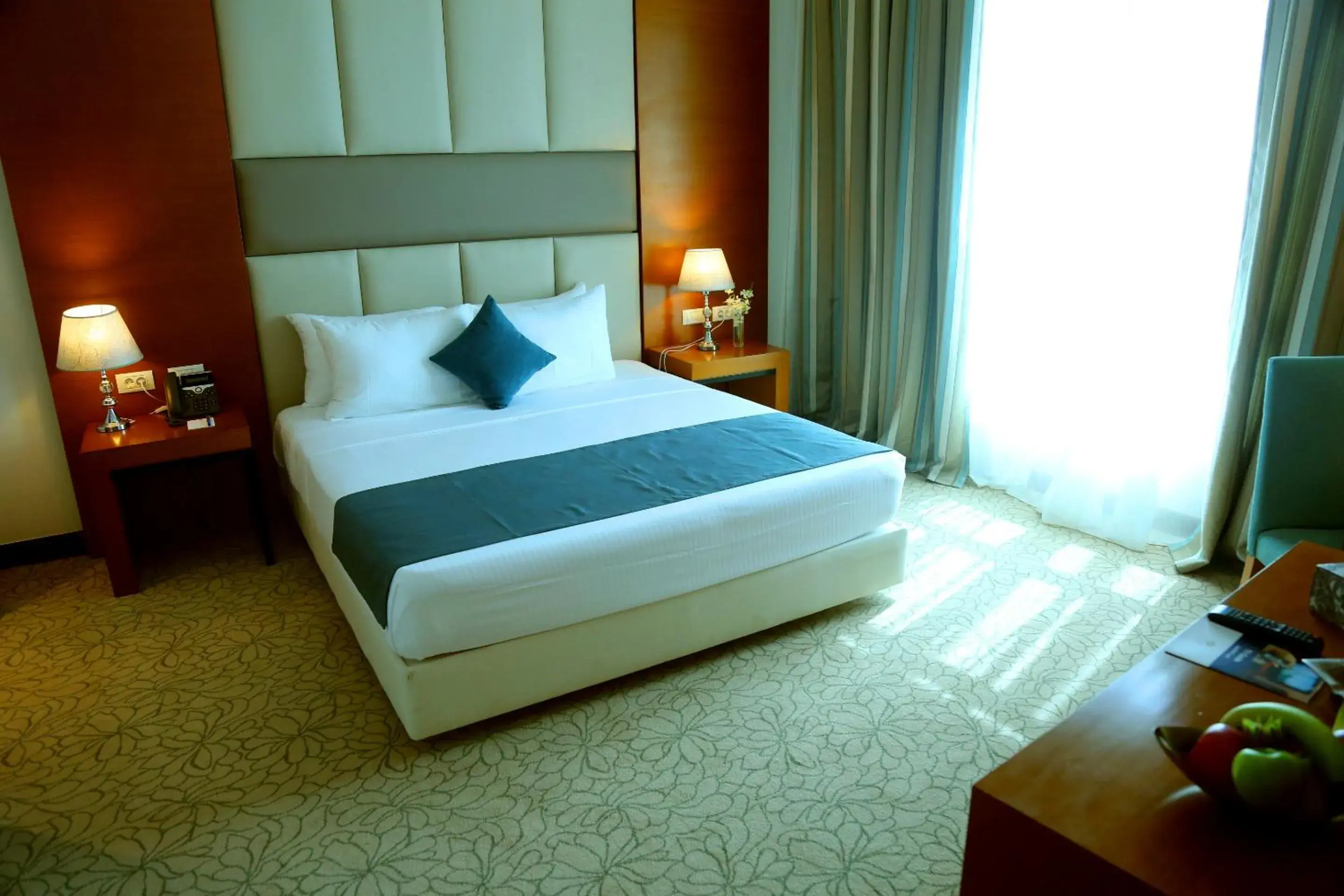 Bedroom, Bed in Tolip Golden Plaza