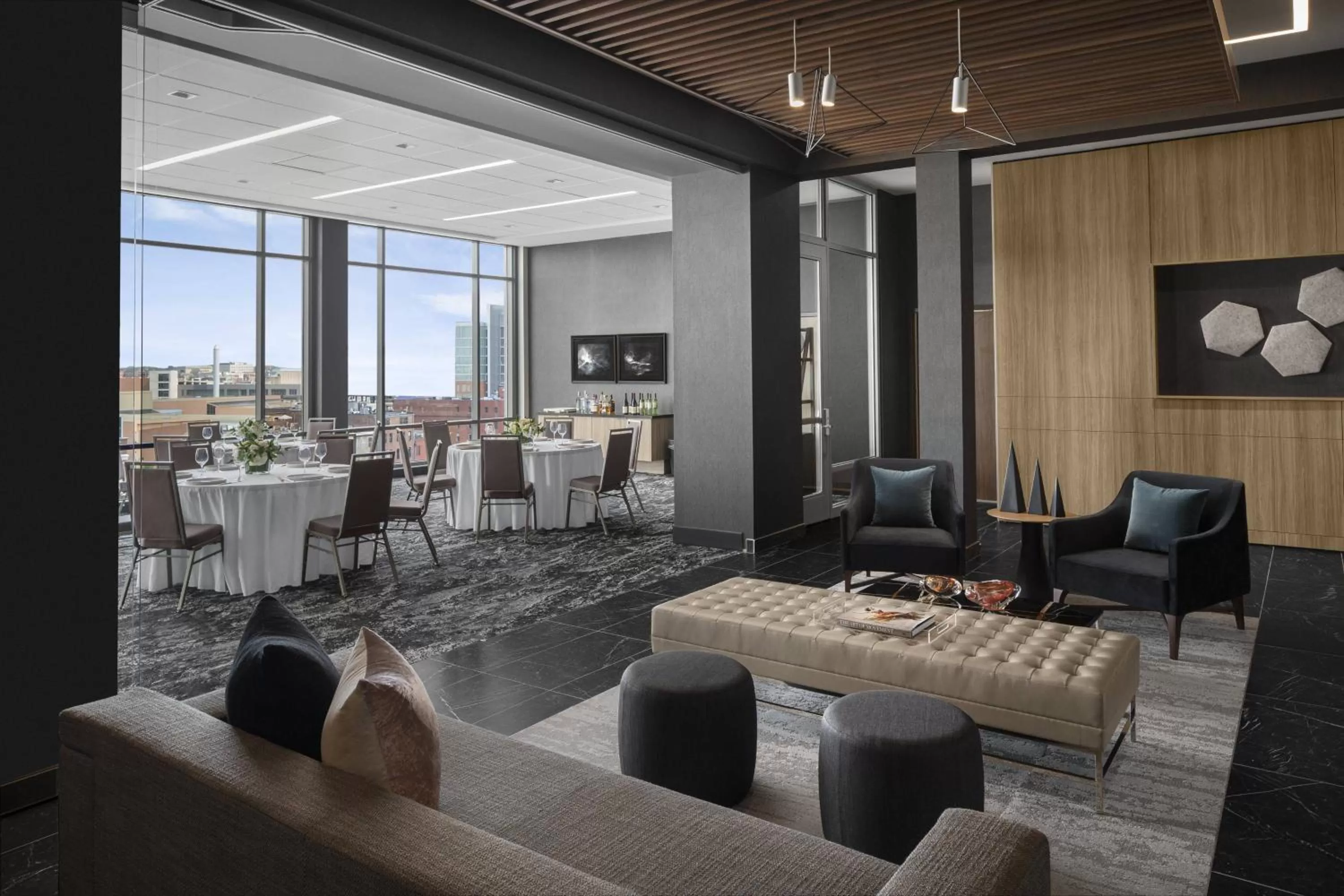 Meeting/conference room in AC Hotel by Marriott Columbus Downtown