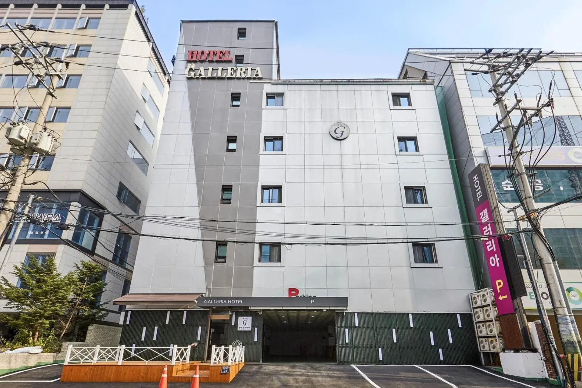 Property Building in Suwon Galleria Hotel