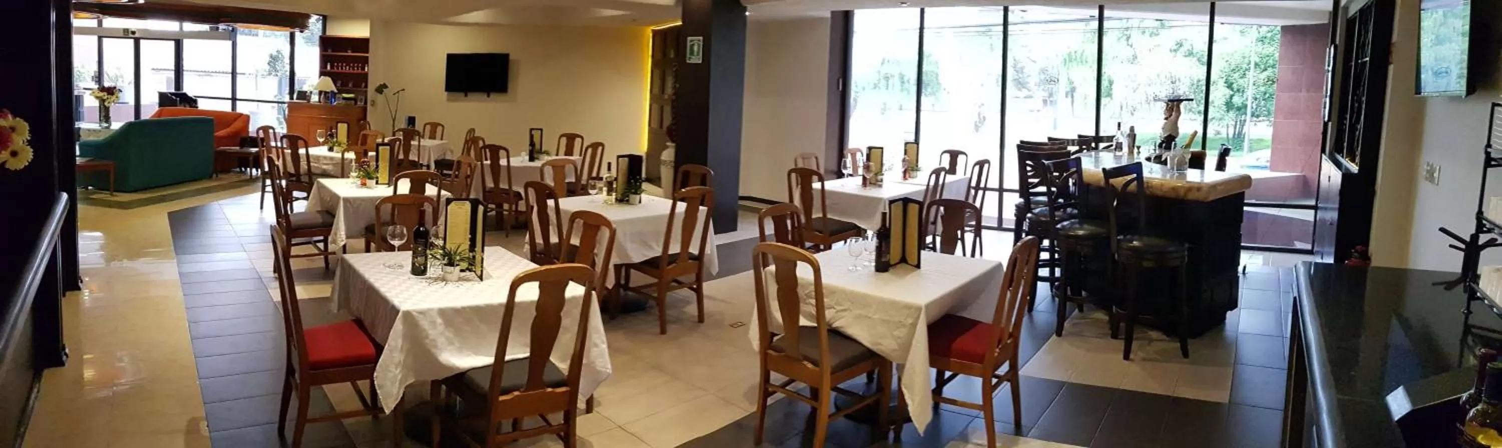 Restaurant/places to eat in Best Western Plus Gran Marques
