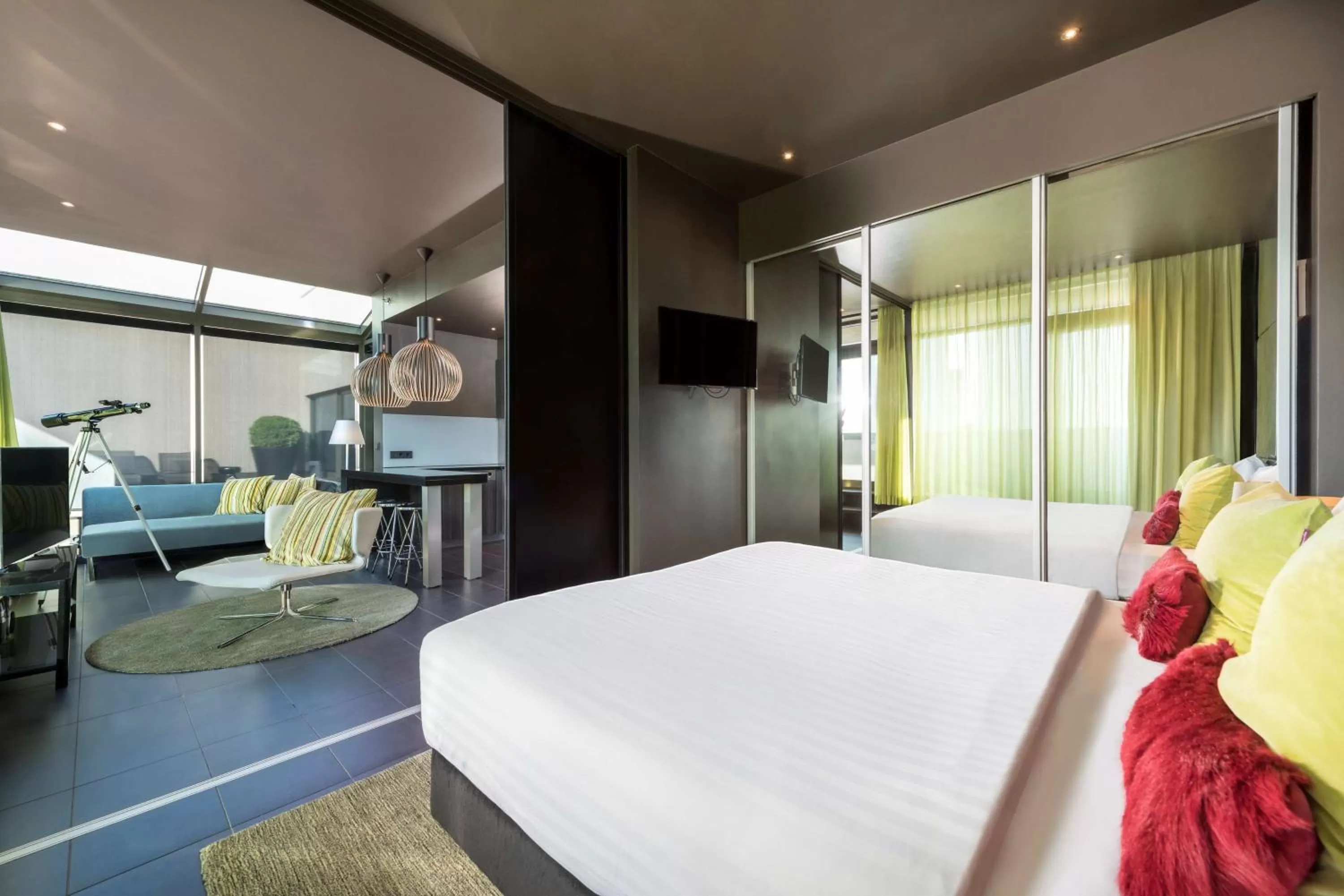 Bedroom, Bed in Adina Apartment Hotel Frankfurt Neue Oper