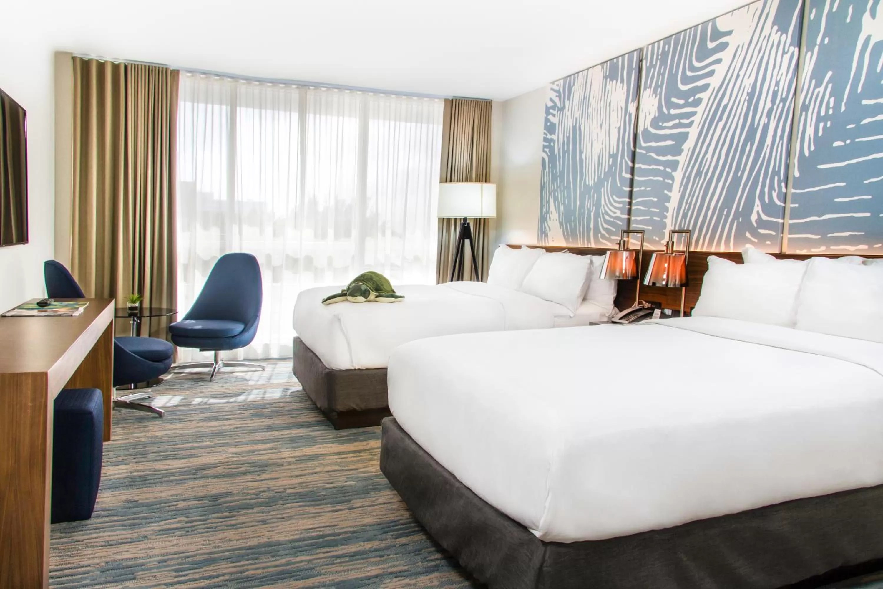 Day, Bed in B Ocean Resort Fort Lauderdale Beach