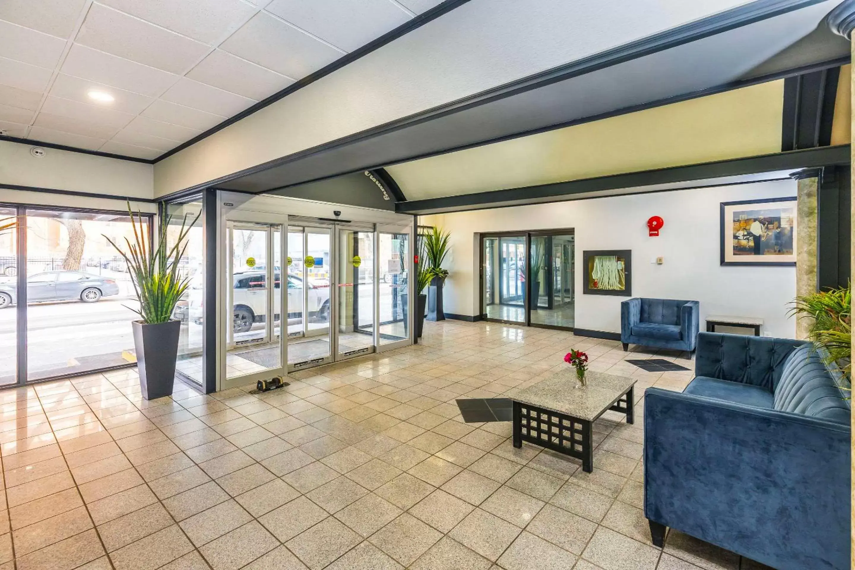 Lobby or reception in Comfort Inn & Suites Downtown Edmonton