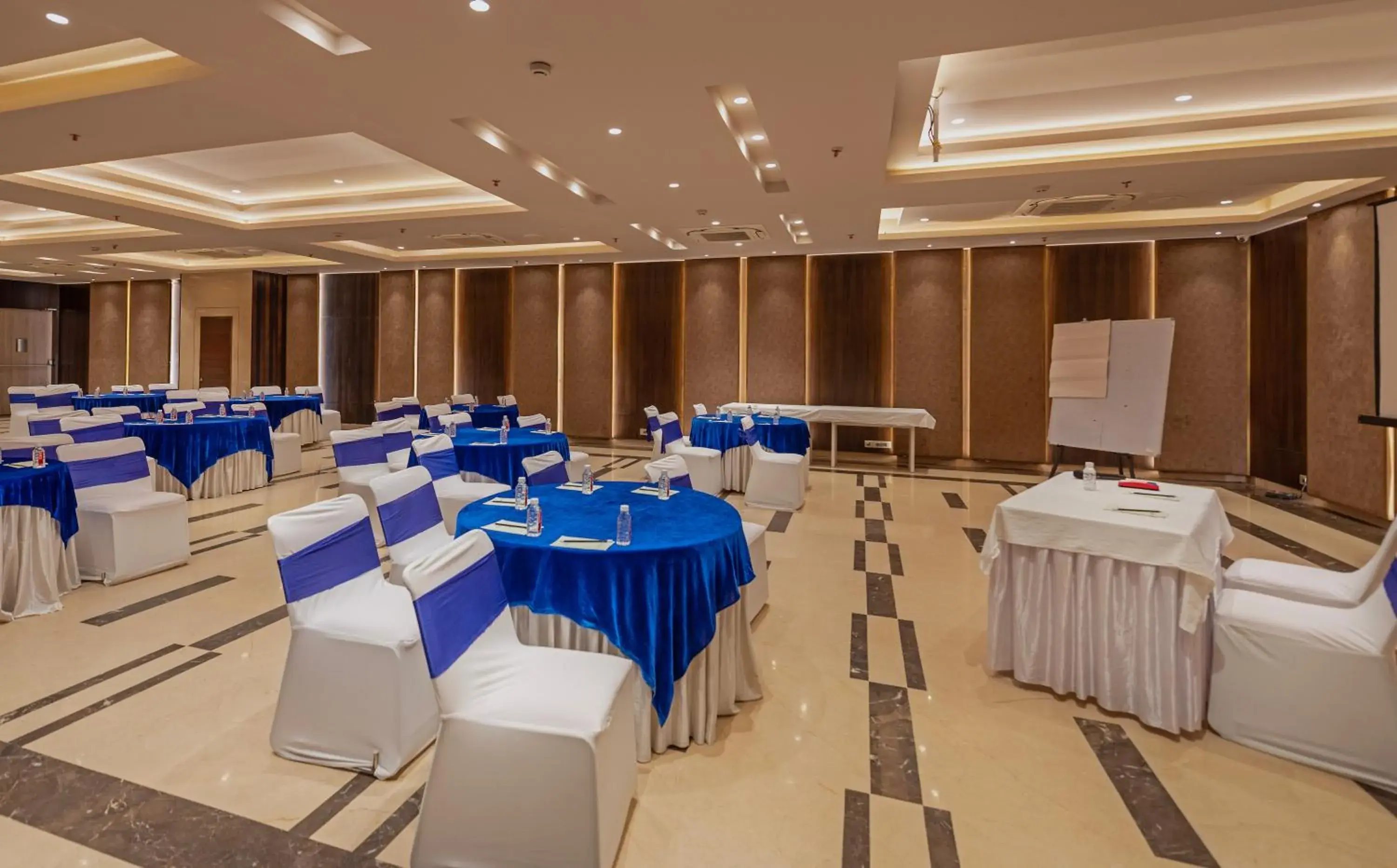 Meeting/conference room in Hotel Saket 27