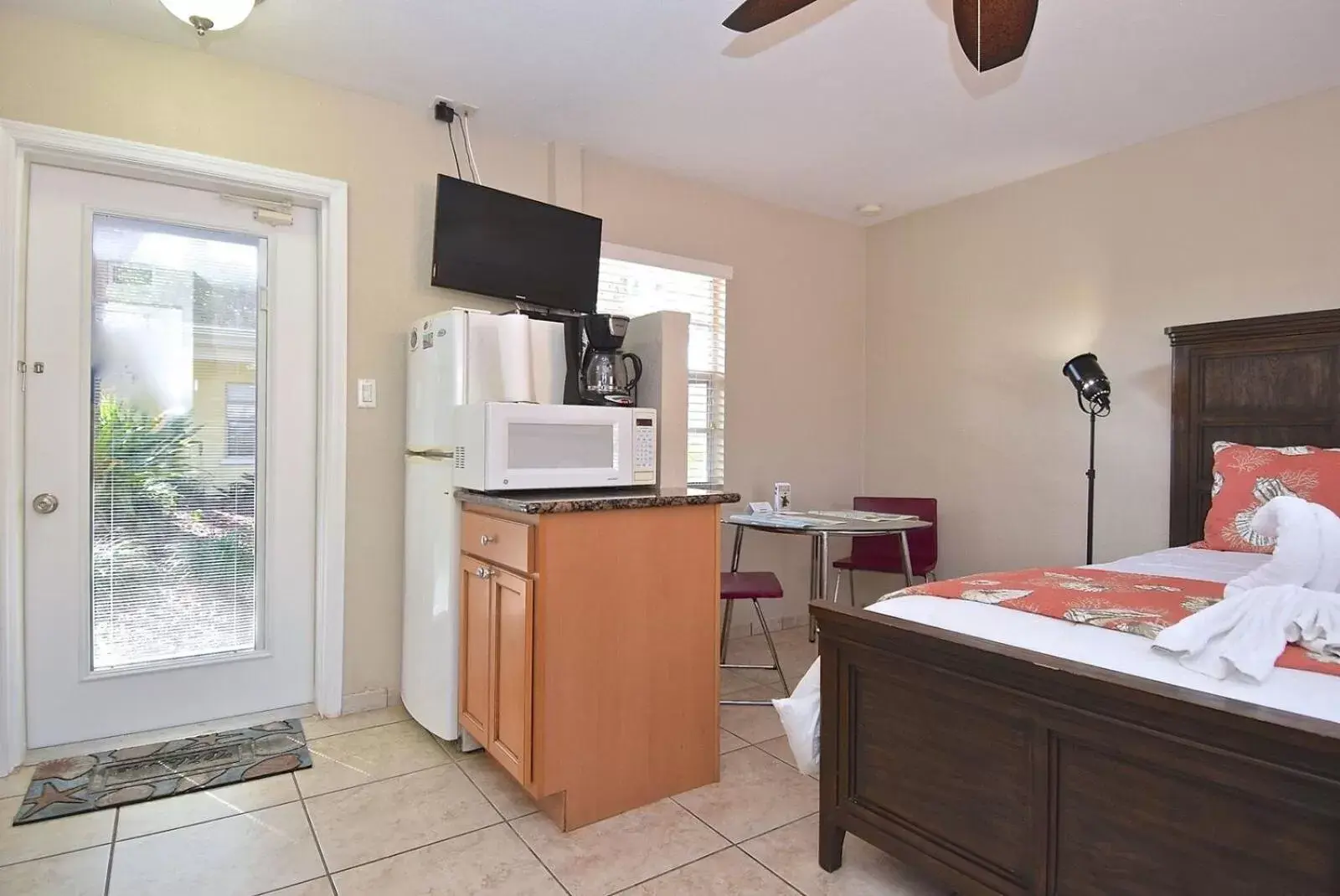 Decorative detail, TV/Entertainment Center in A Beach Retreat on Casey Key