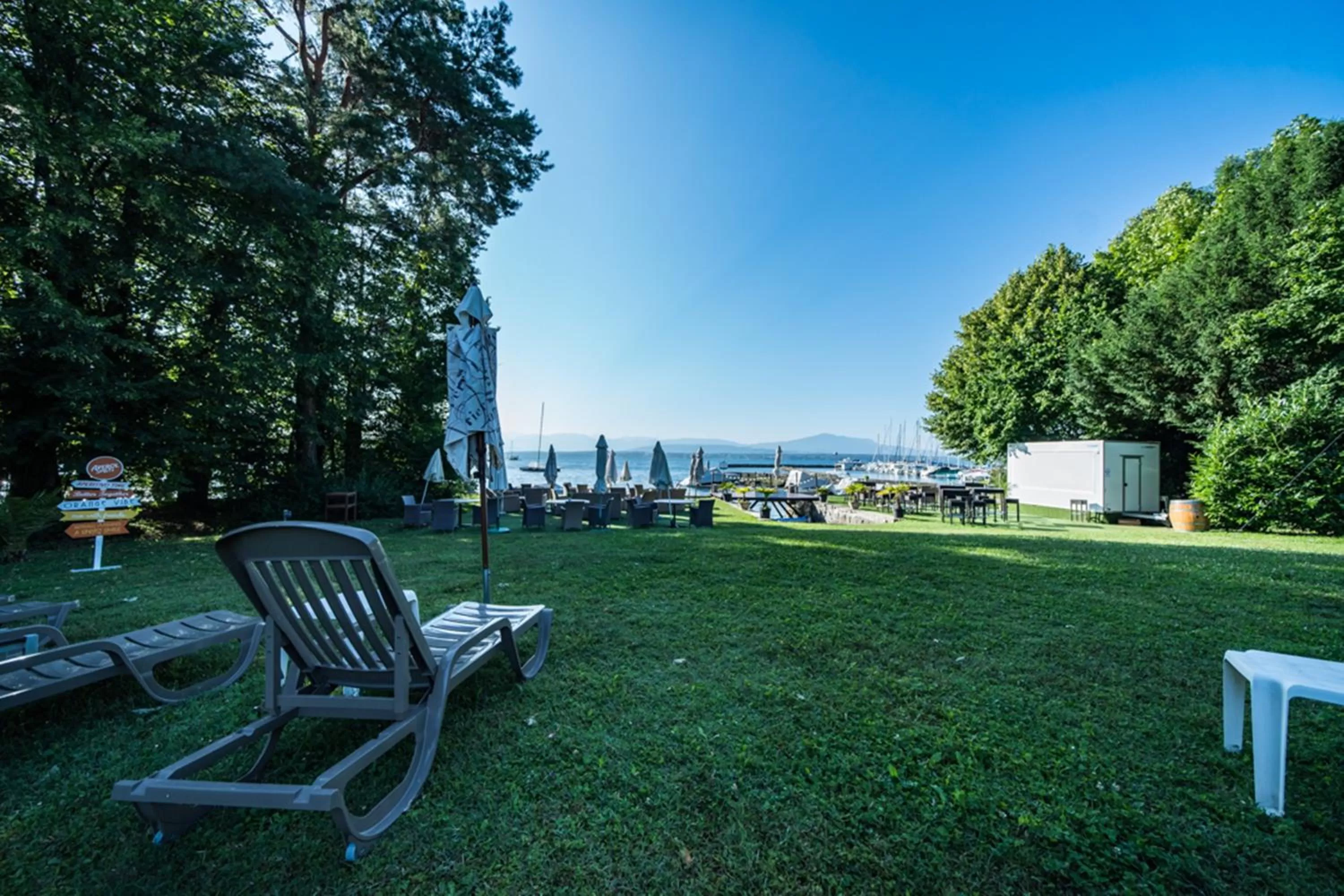 Lake view in Hotel La Barcarolle