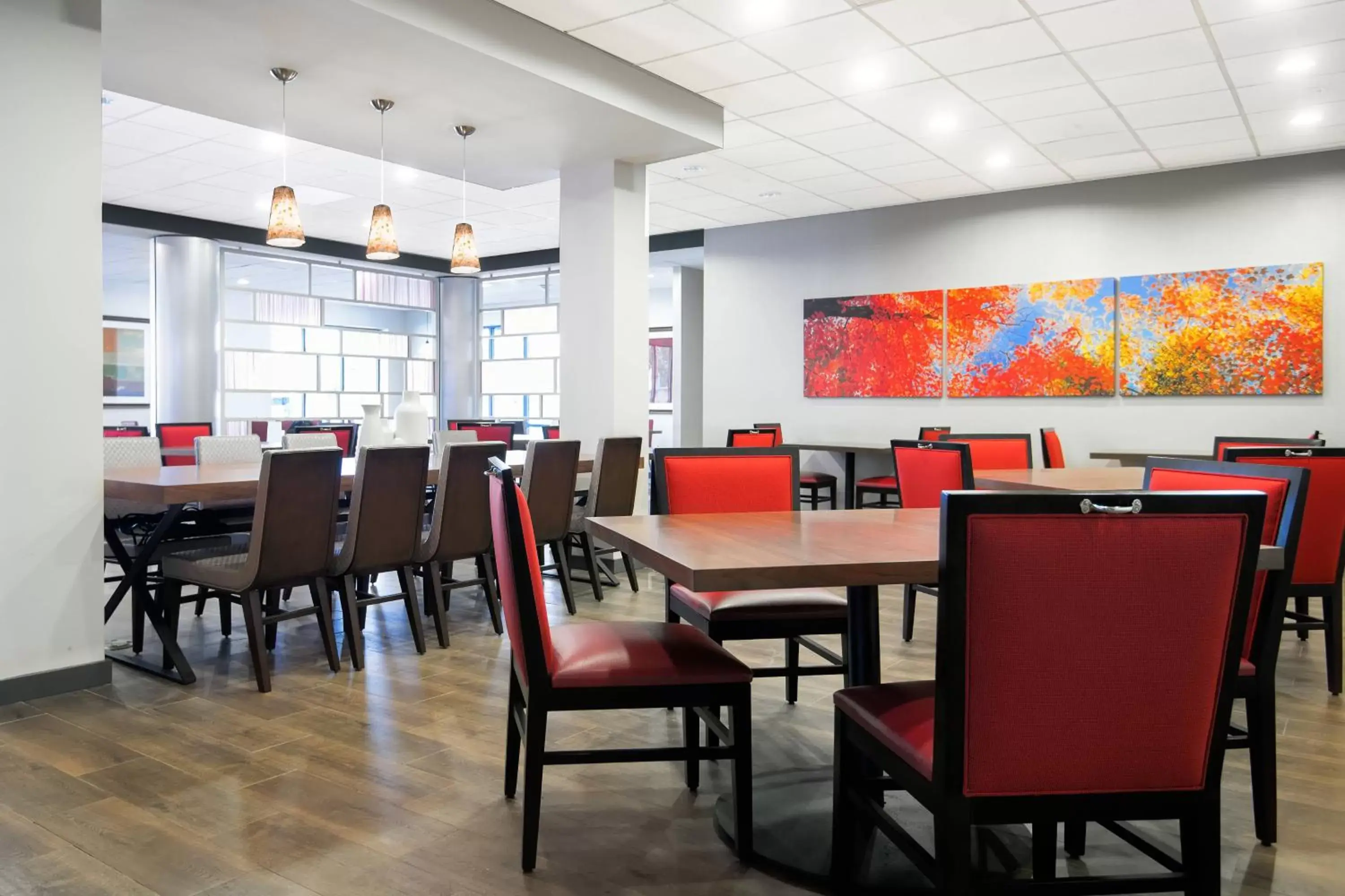 Breakfast, Restaurant/Places to Eat in Fairfield Inn & Suites by Marriott Charlotte Uptown