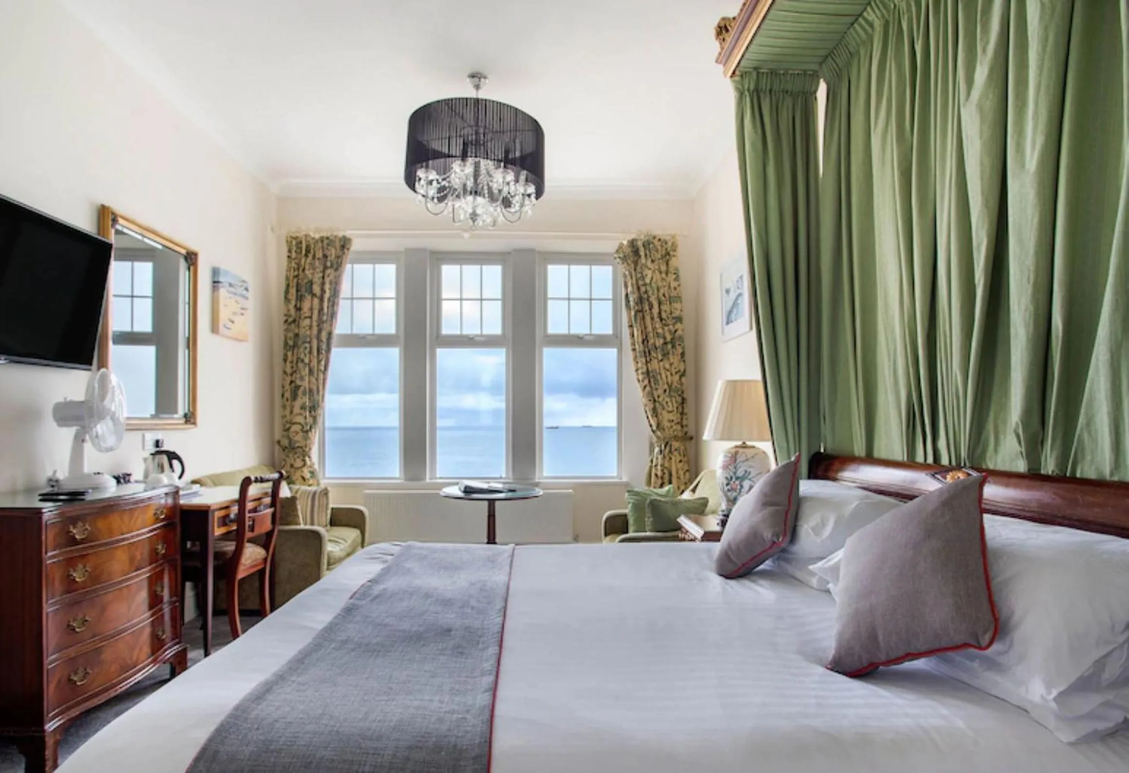 Bedroom, Bed in Anacapri