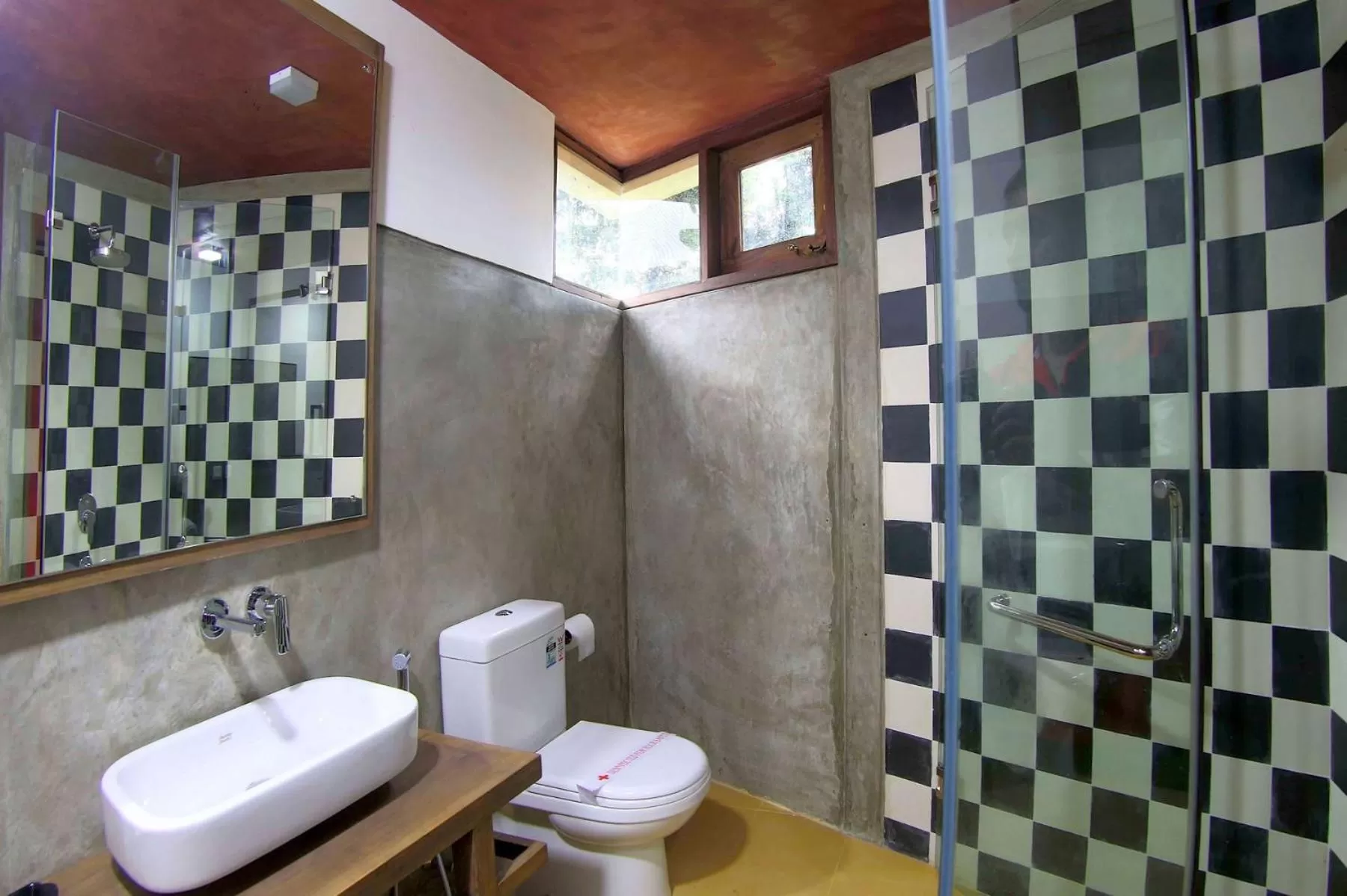 Bathroom in swp eco lodge