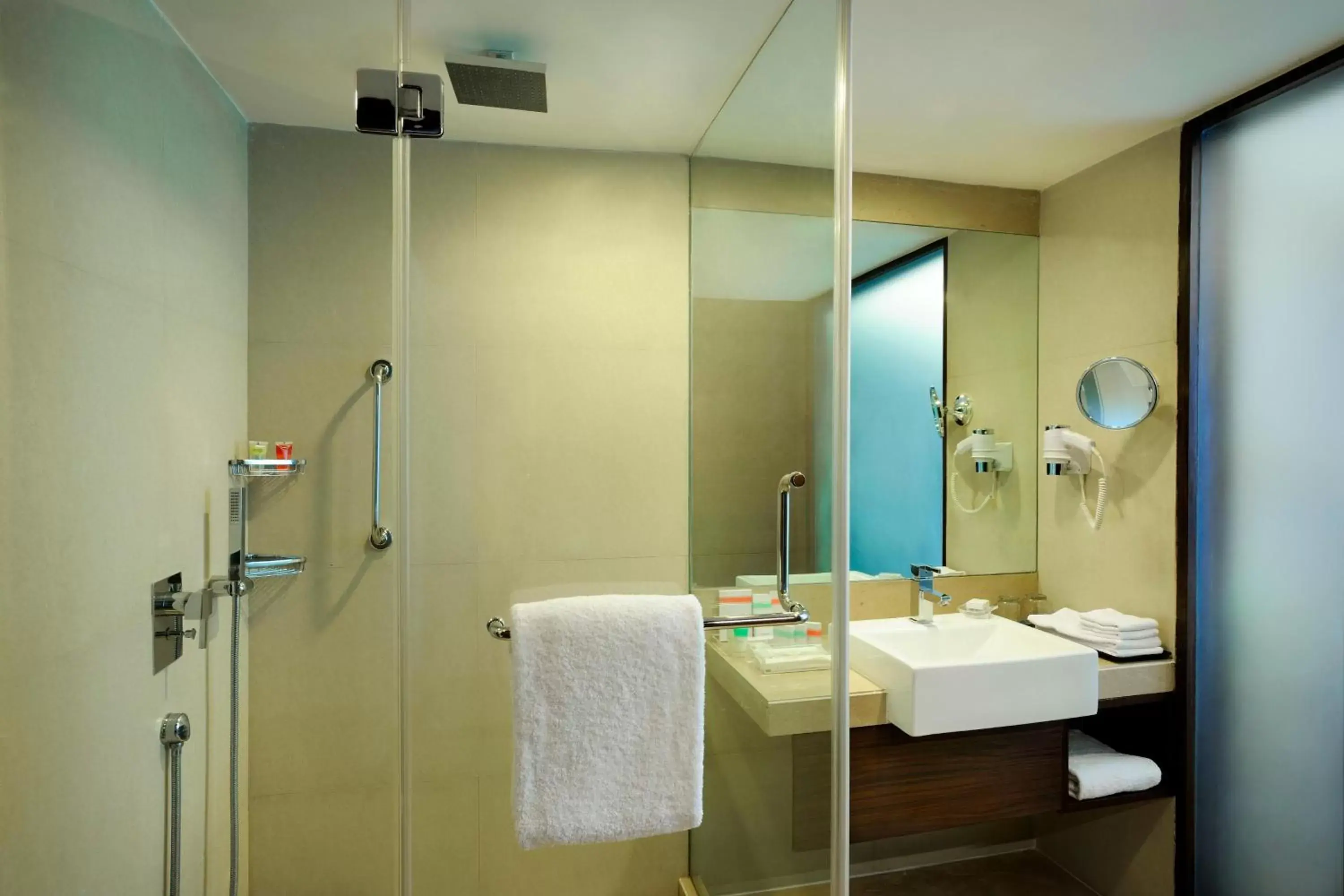 Bathroom in Four Points by Sheraton Ahmedabad