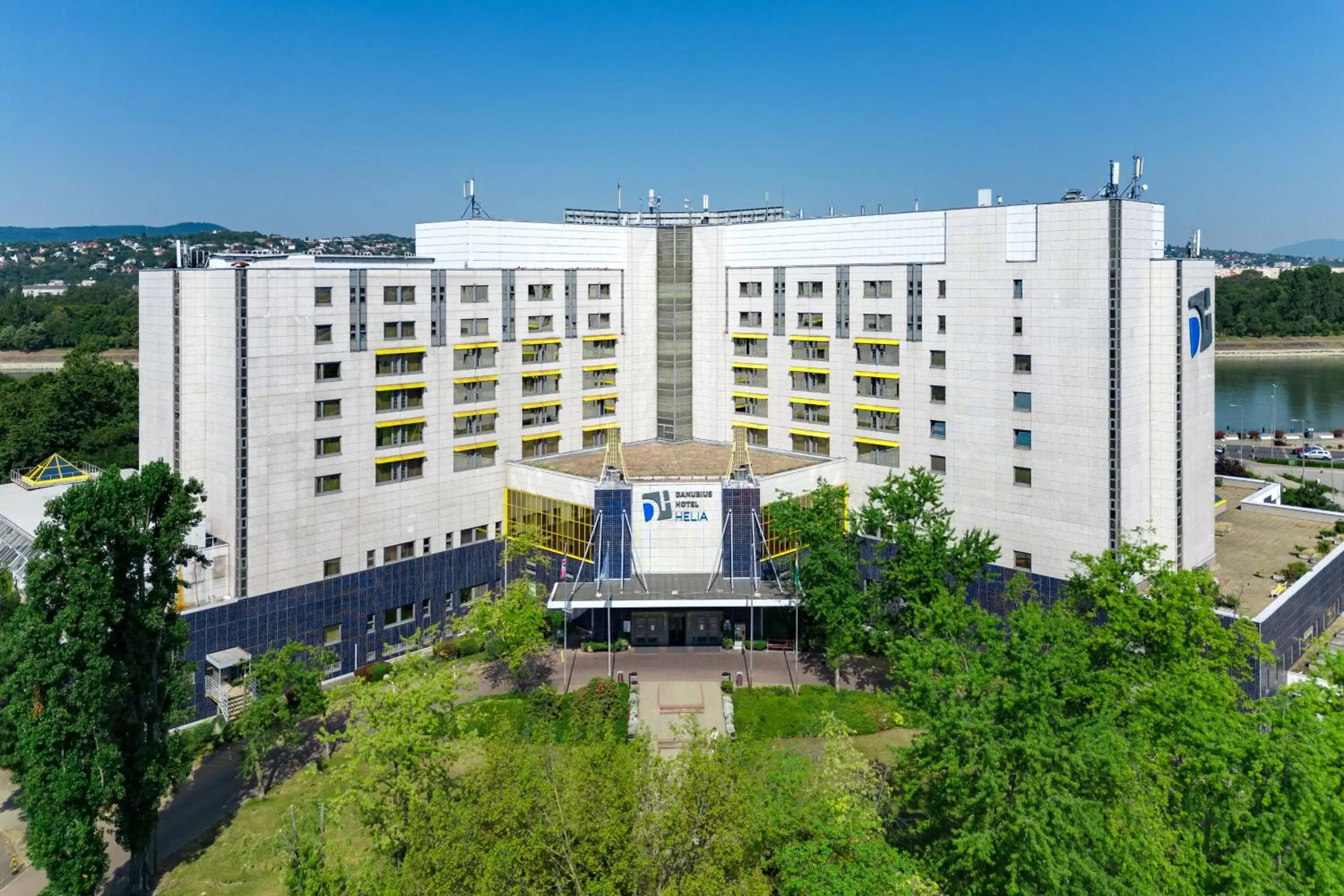 Property Building in Danubius Hotel Helia